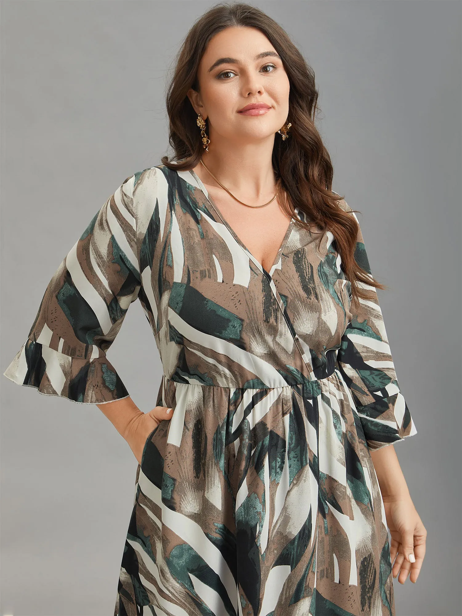 Abstract Print Lotus Leaf Cuff Pockets Dress sold by Bloomchic product image thumbnail 4