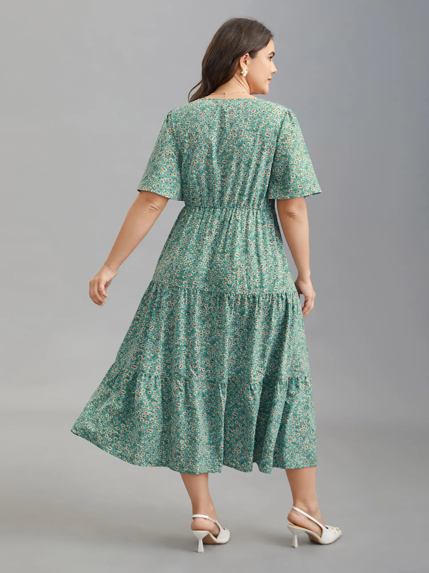 Ditsy Floral Print Sweetheart Neckline Tiered Dress sold by Bloomchic product image thumbnail 4