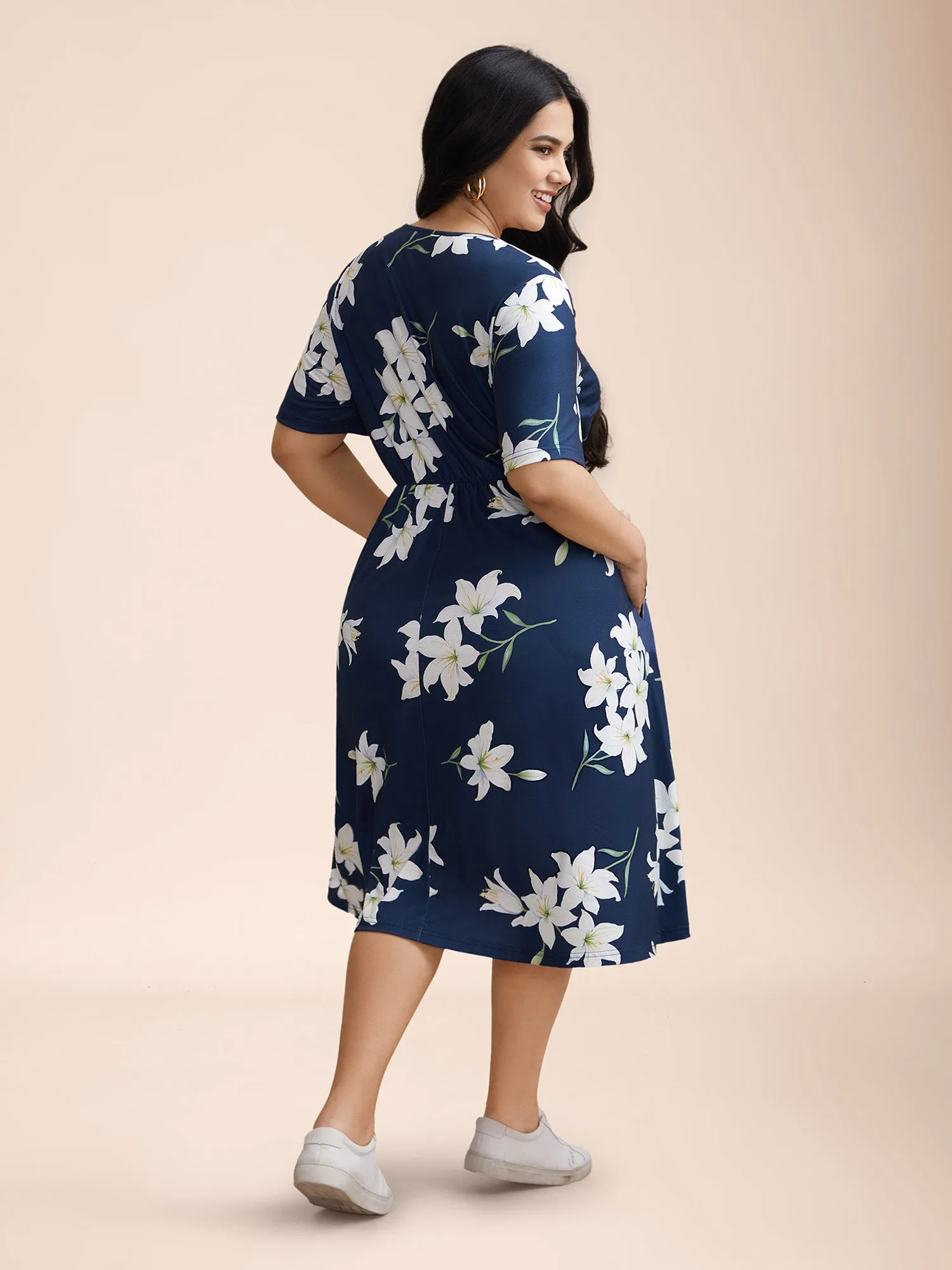 Floral Surplice Neck Pleated Midi Dress sold by Bloomchic product image thumbnail 4