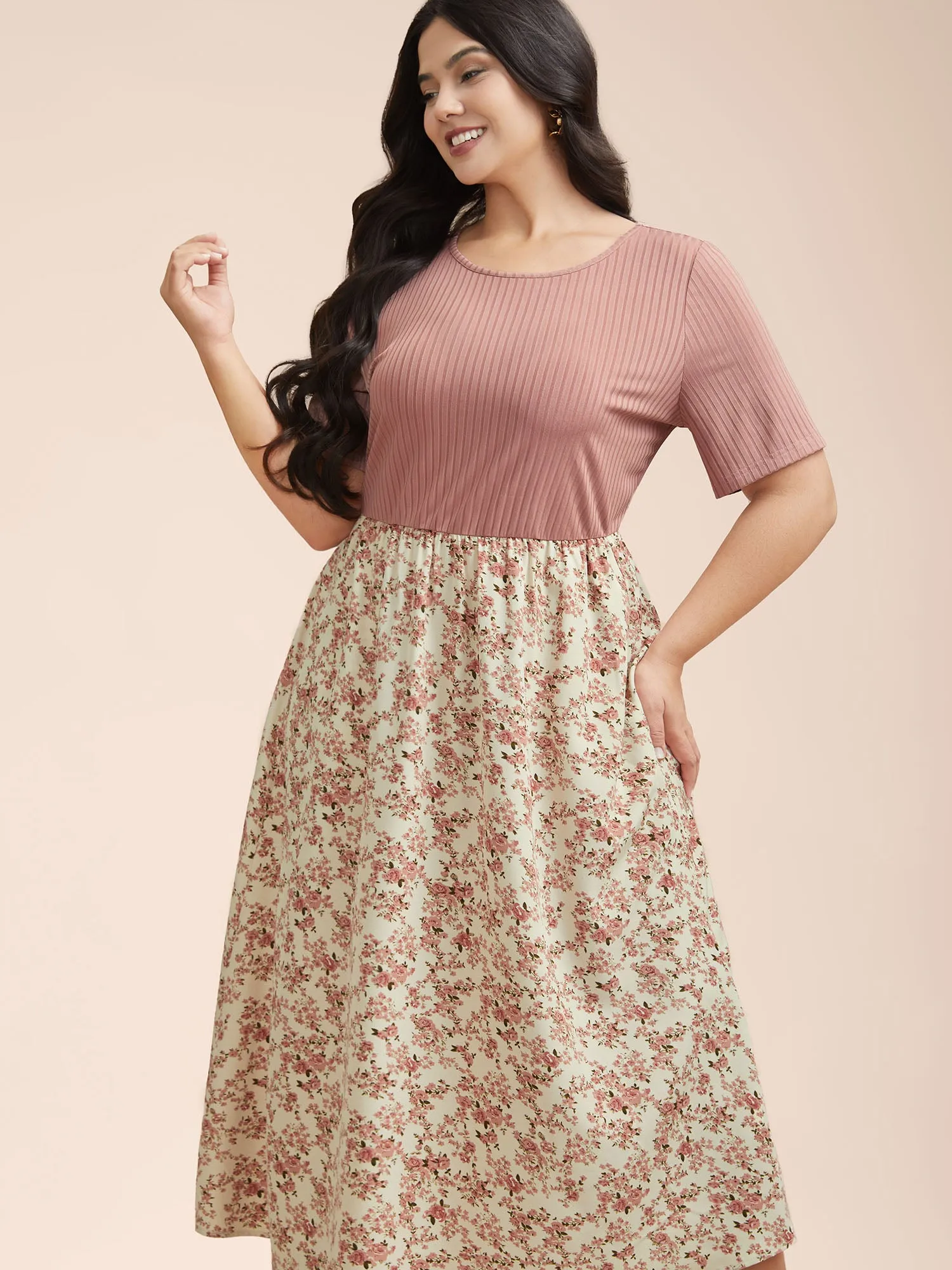 Floral Color Contrast Ribbed Pockets Maxi Dress sold by Bloomchic product image thumbnail 2