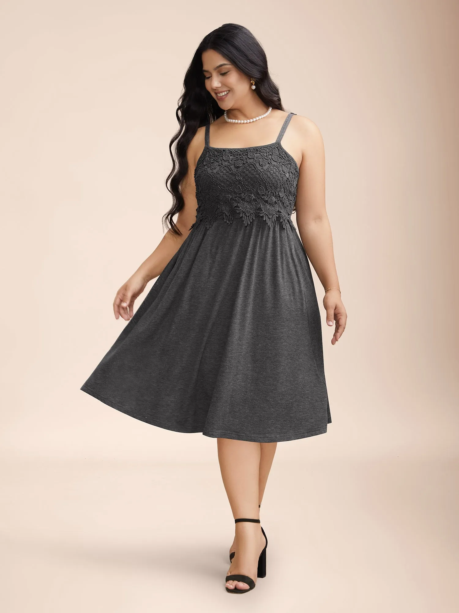 Lace Waist-Cinched Pockets Midi Dress sold by Bloomchic product image thumbnail 2