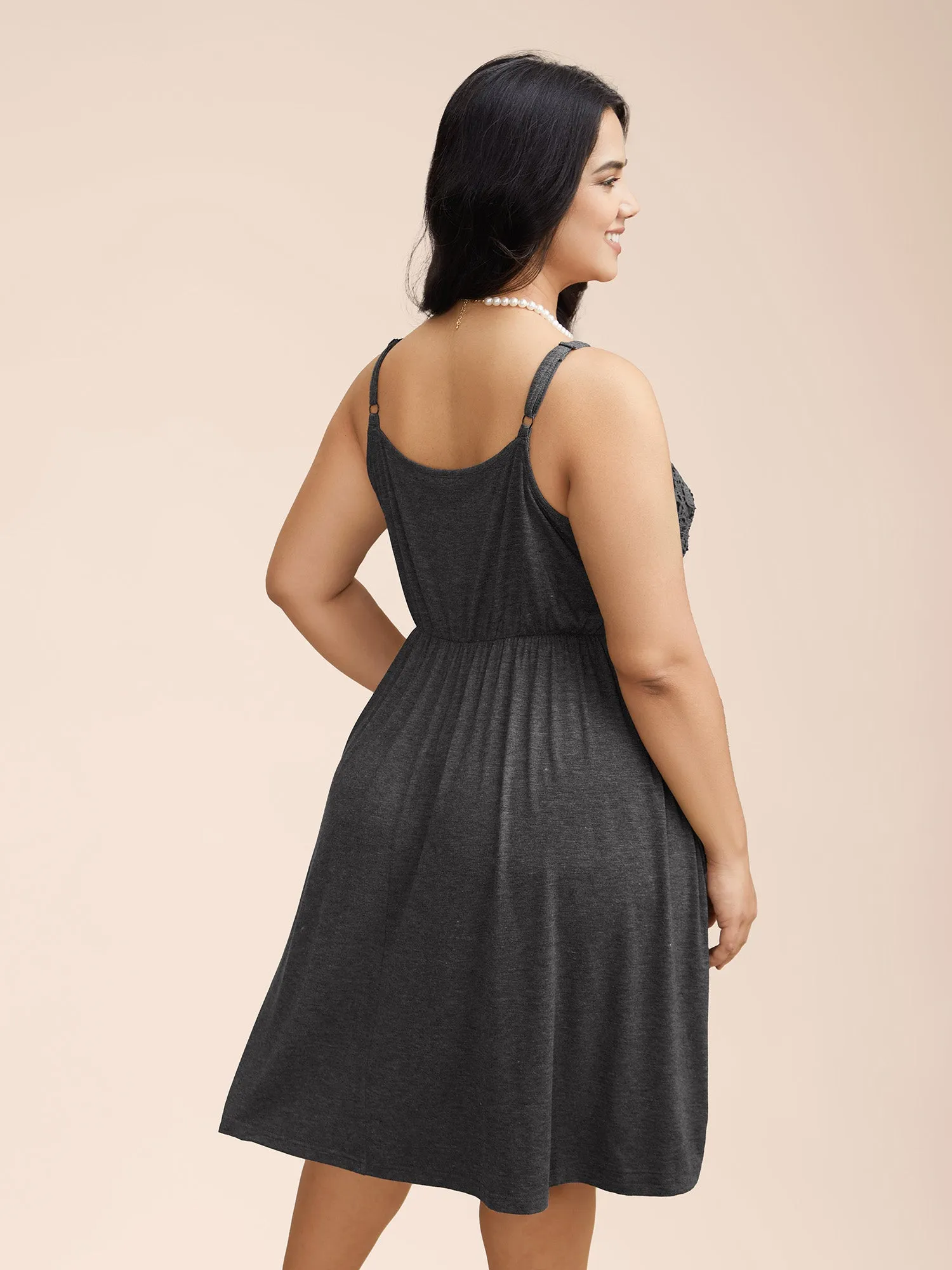 Lace Waist-Cinched Pockets Midi Dress sold by Bloomchic product image thumbnail 4