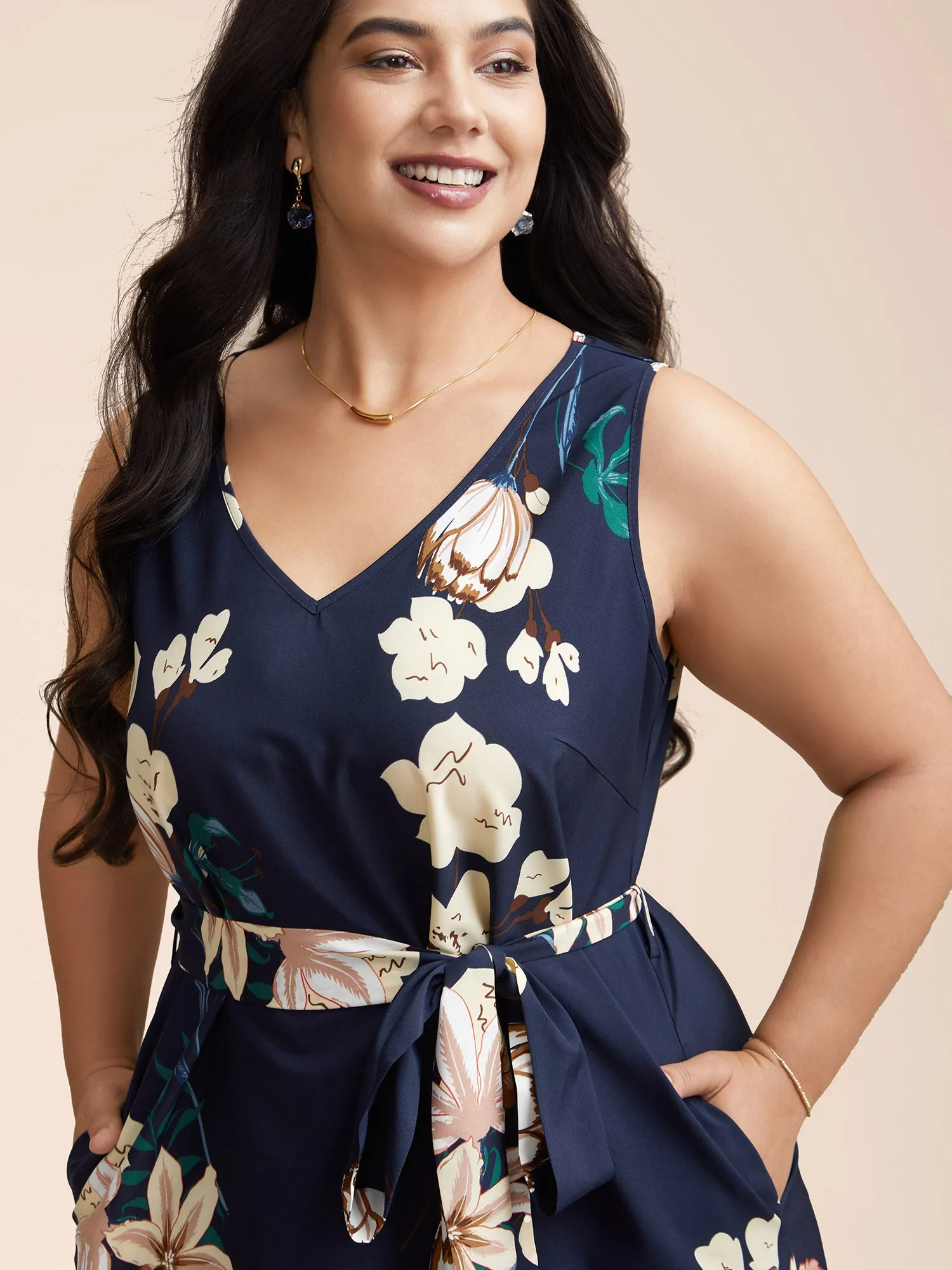 Floral Print V Neck Pockets Midi Dress sold by Bloomchic product image thumbnail 2