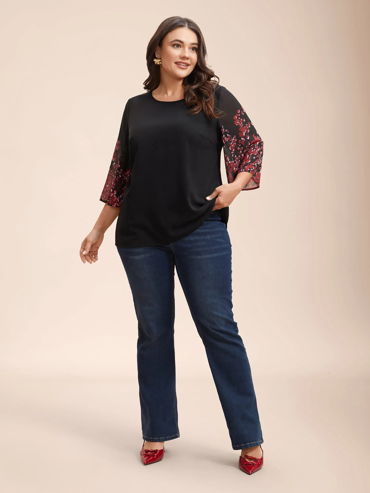 Floral Spliced Round Neck Blouse sold by Bloomchic product image thumbnail 5