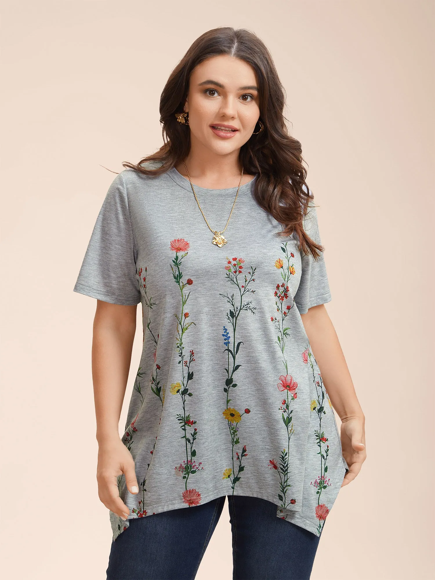 Stretchy Hi-Low Hem Floral T-Shirt sold by Bloomchic