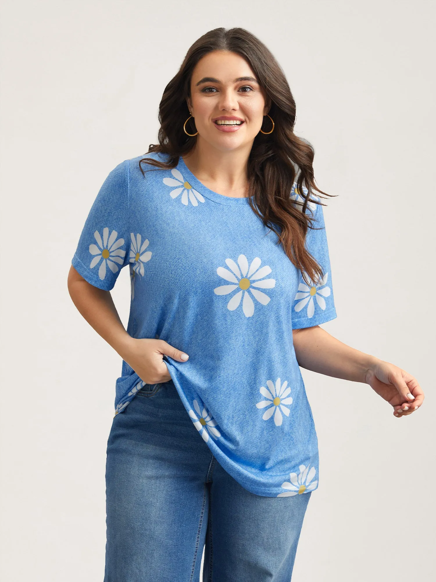 Stretchy Floral Print Round Neck T-shirt sold by Bloomchic product image thumbnail 2