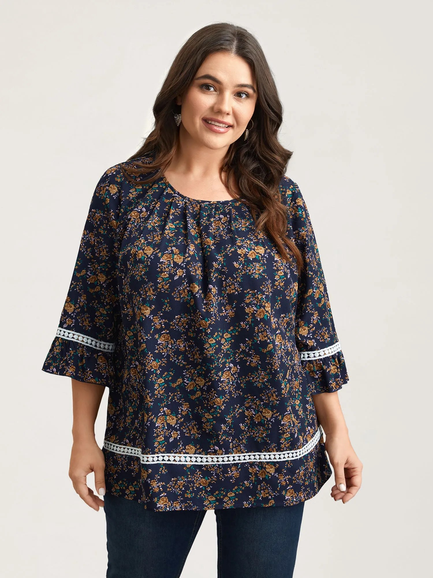 Floral Print Lace Paneled Gathered Shirt sold by Bloomchic product image thumbnail 4