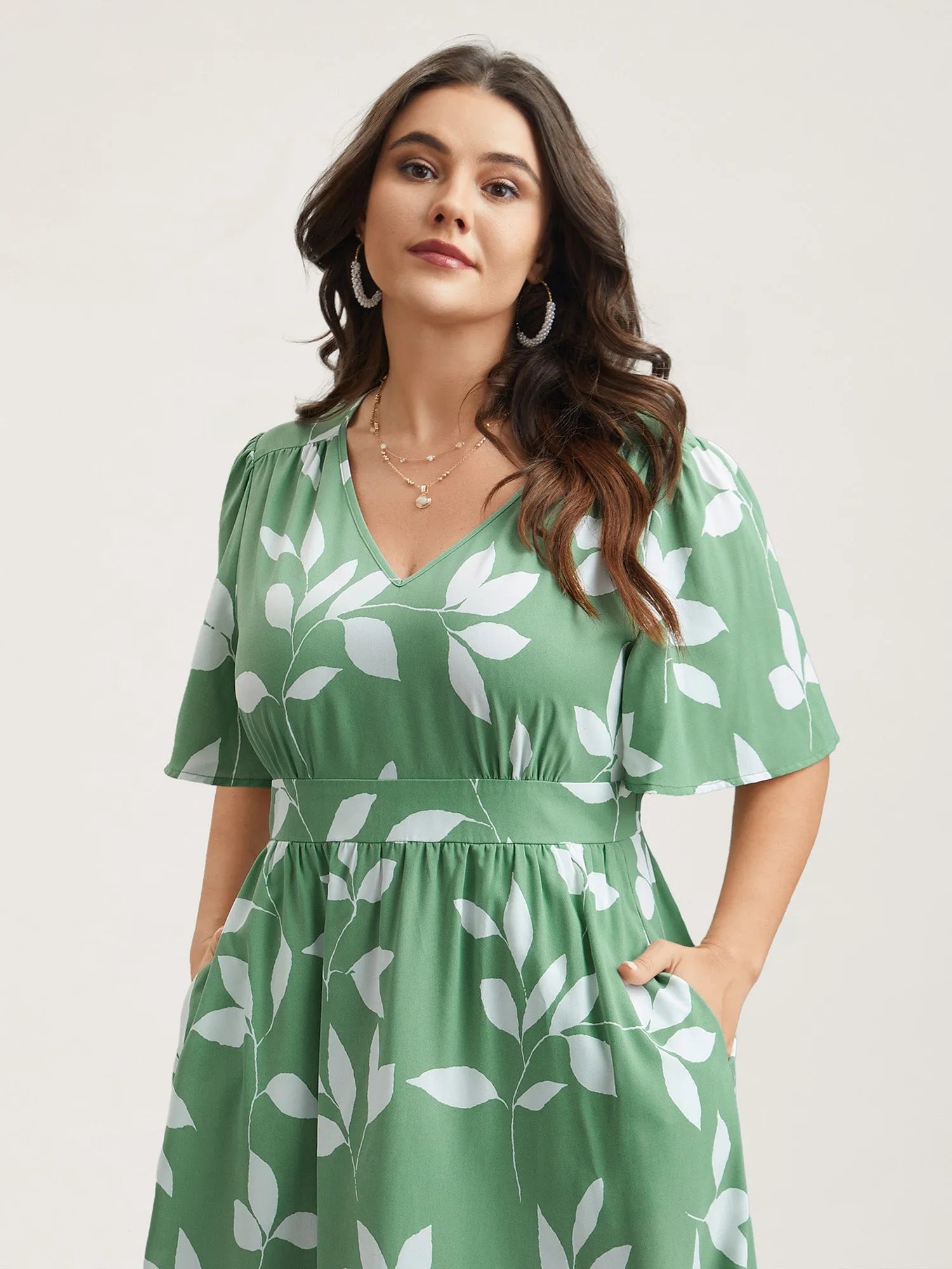 Leaf Print Waist-Cinched Flared Maxi Dress sold by Bloomchic product image thumbnail 4