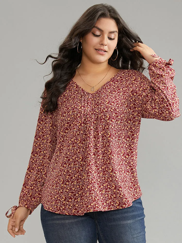 Ditsy Floral Ties V Neck Pleated Blouse sold by Bloomchic product image thumbnail 5