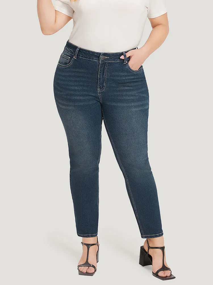 Solid High Rise Pocket Dark Wash Jeans sold by Bloomchic product image thumbnail 3