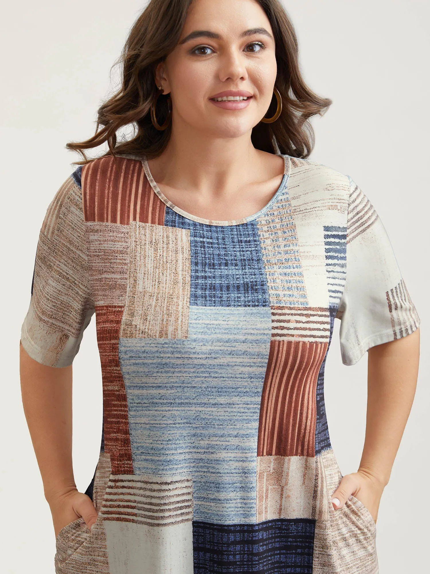 Abstract Print Round Neck Flared Midi Dress sold by Bloomchic product image thumbnail 3