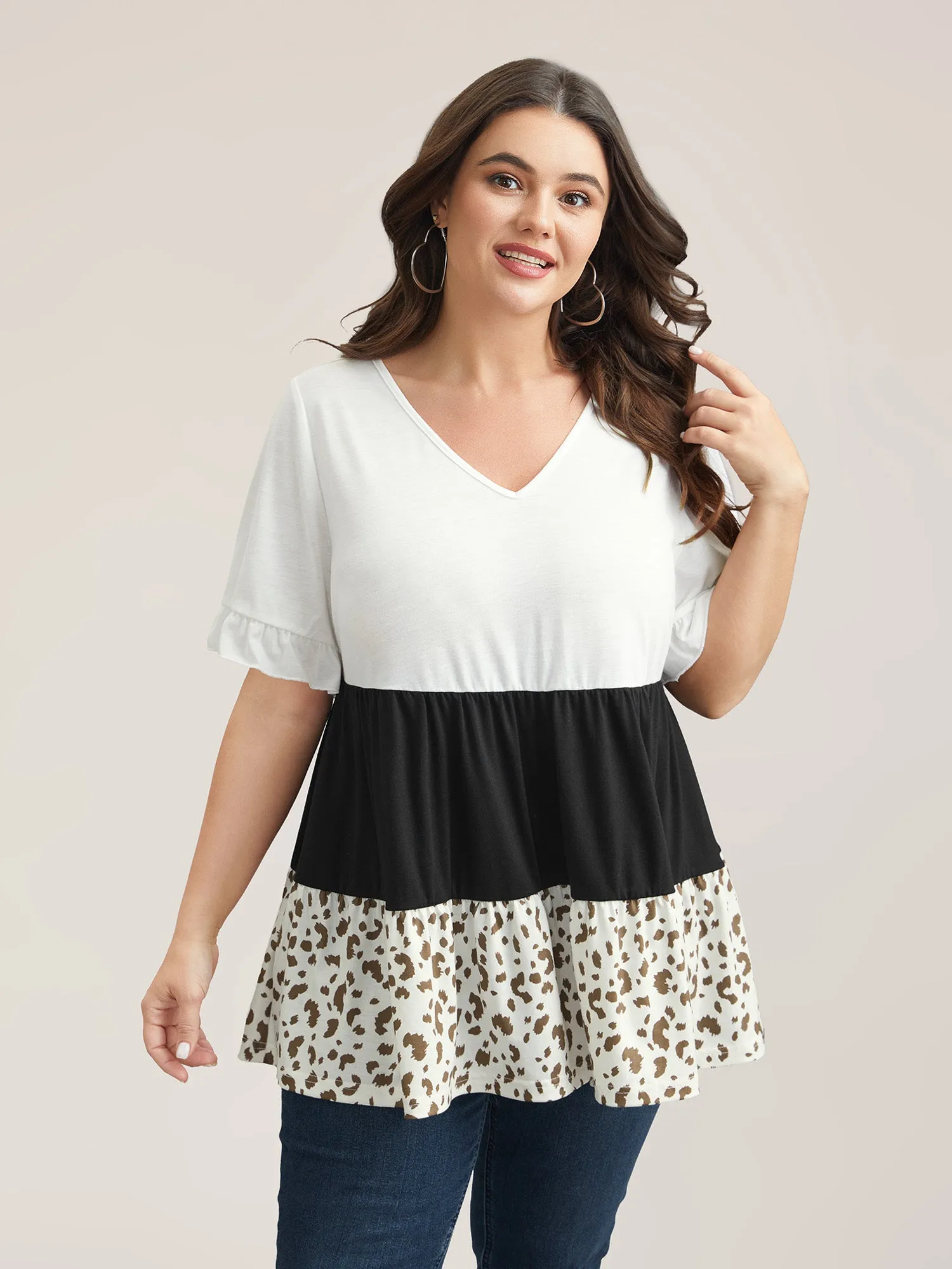 Stretchy Color-Block V-Neck Layered Top sold by Bloomchic product image thumbnail 2