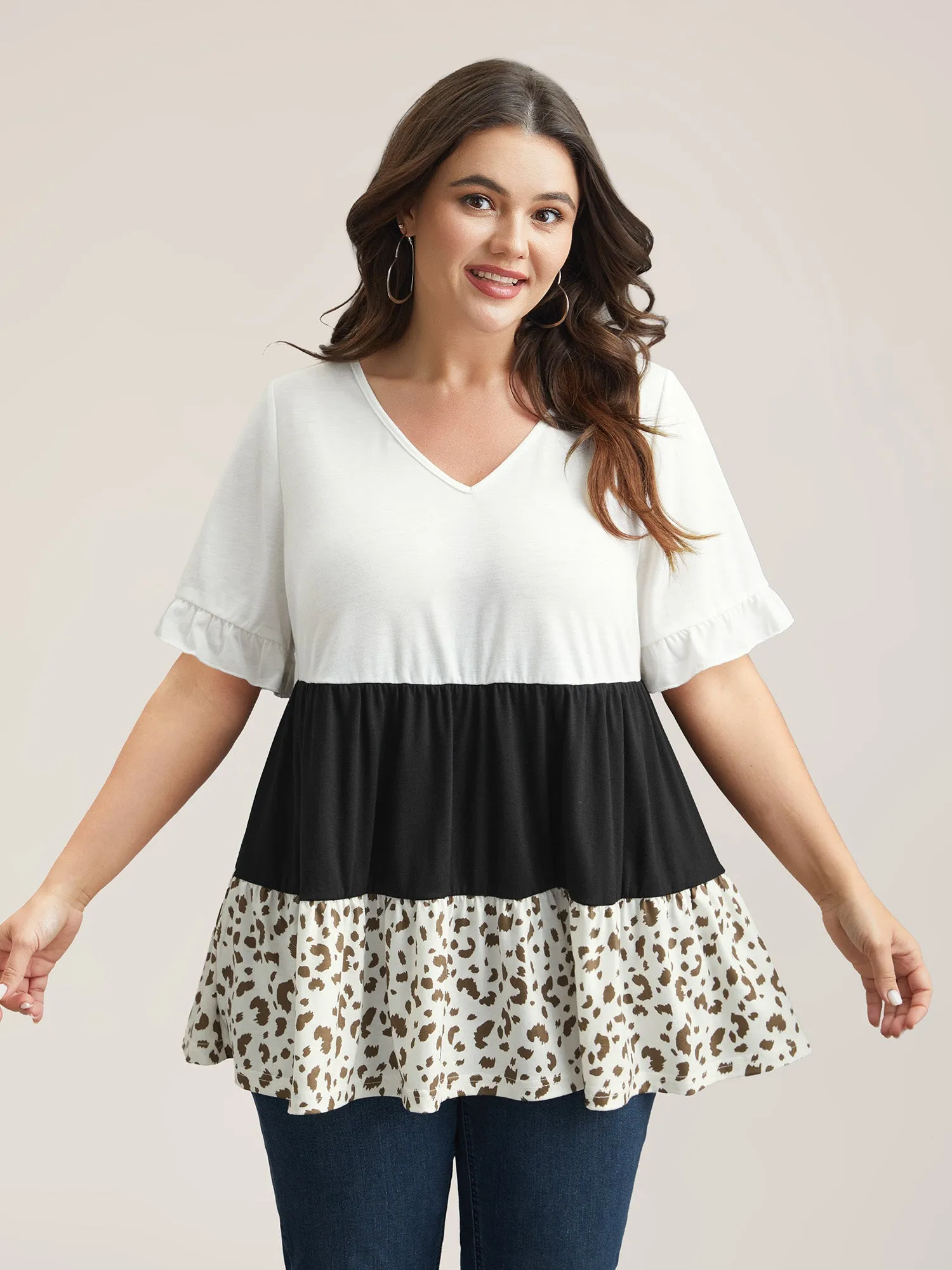 Stretchy Color-Block V-Neck Layered Top sold by Bloomchic