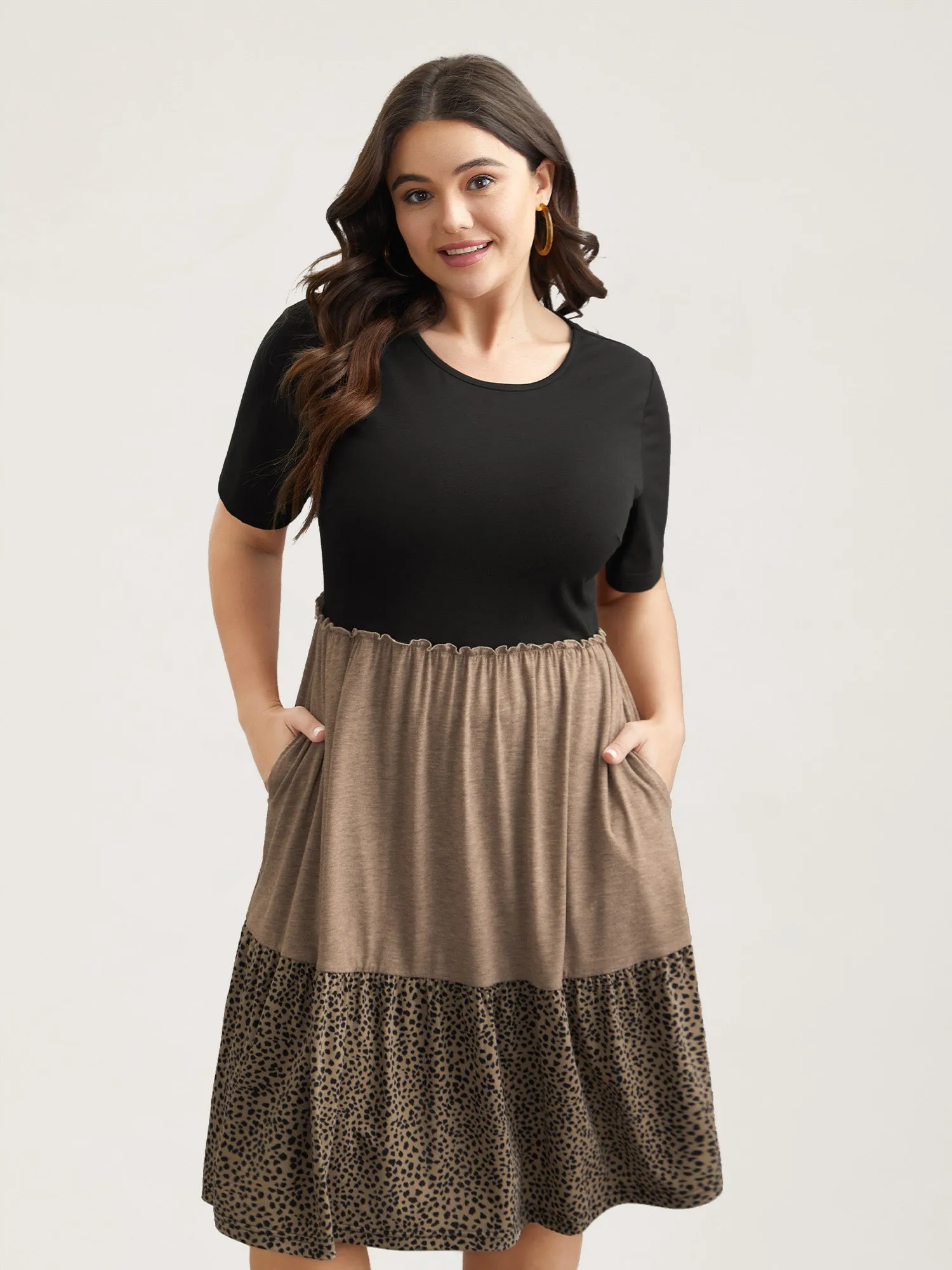 Leopard Print Color-Block Pockets Midi Dress sold by Bloomchic product image thumbnail 4