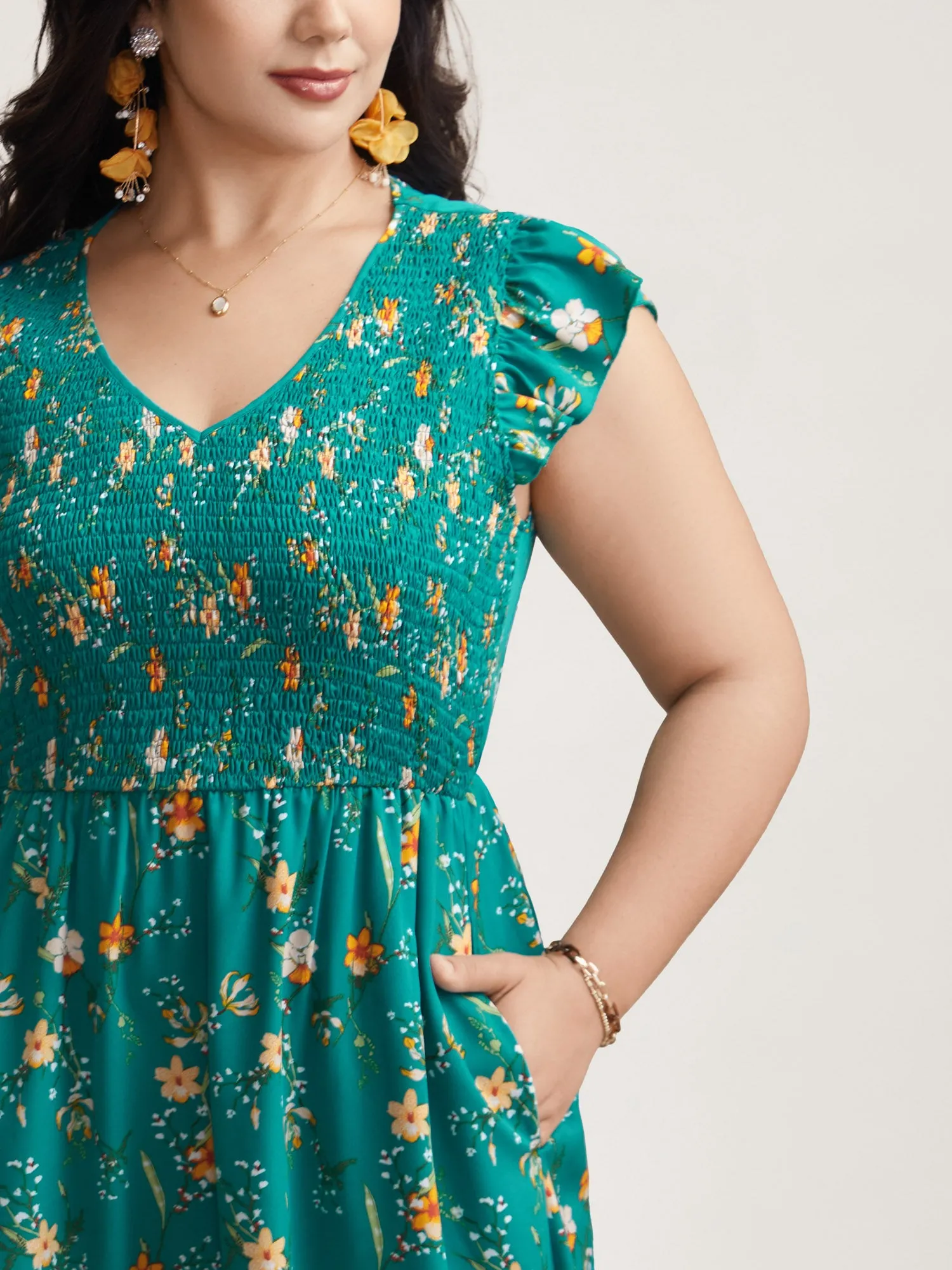 Shirred Printed Flutter Sleeve Pockets Maxi Dress sold by Bloomchic product image thumbnail 2