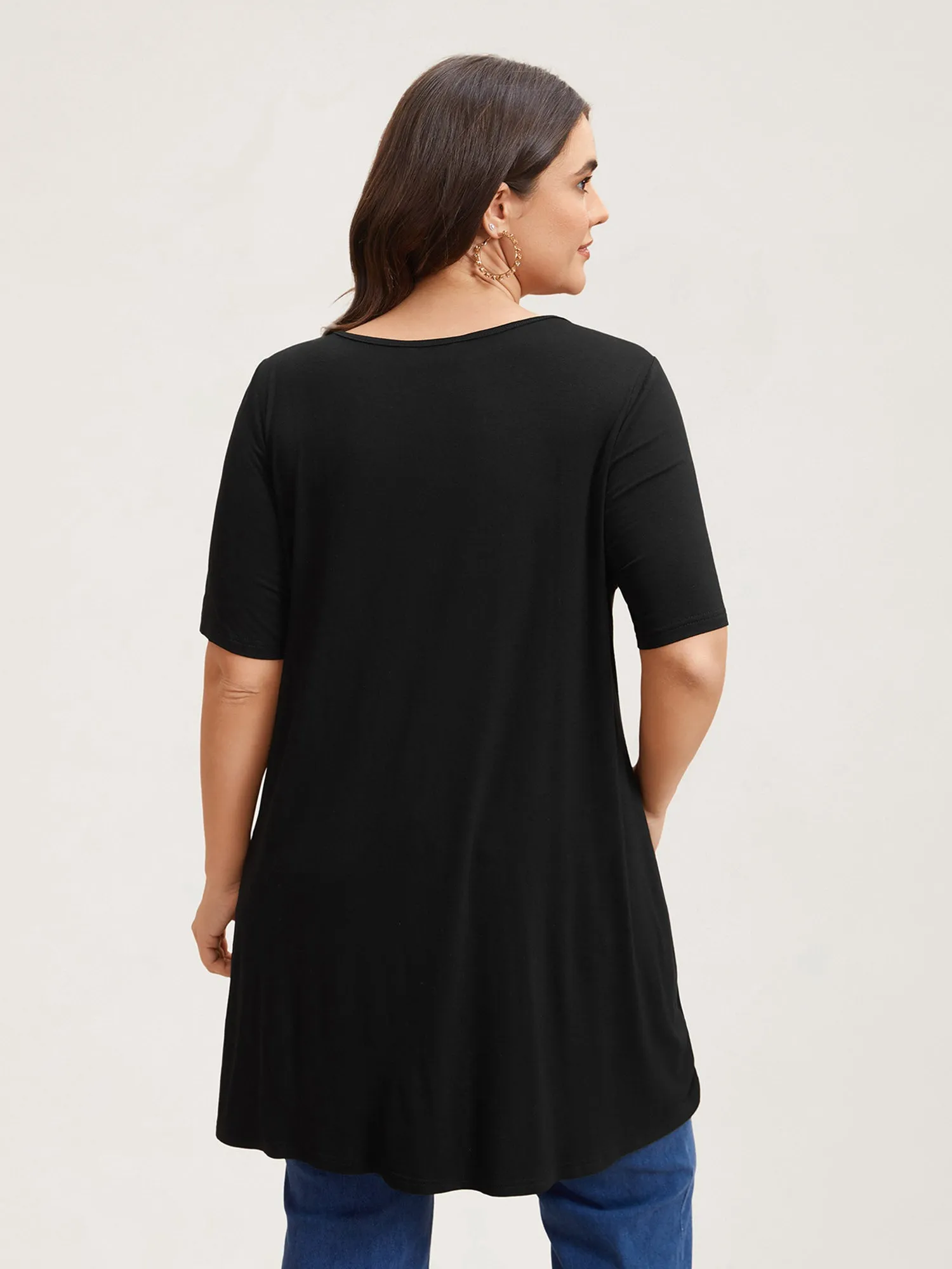 Side-Split Plain Round Neck T-Shirt sold by Bloomchic product image thumbnail 5