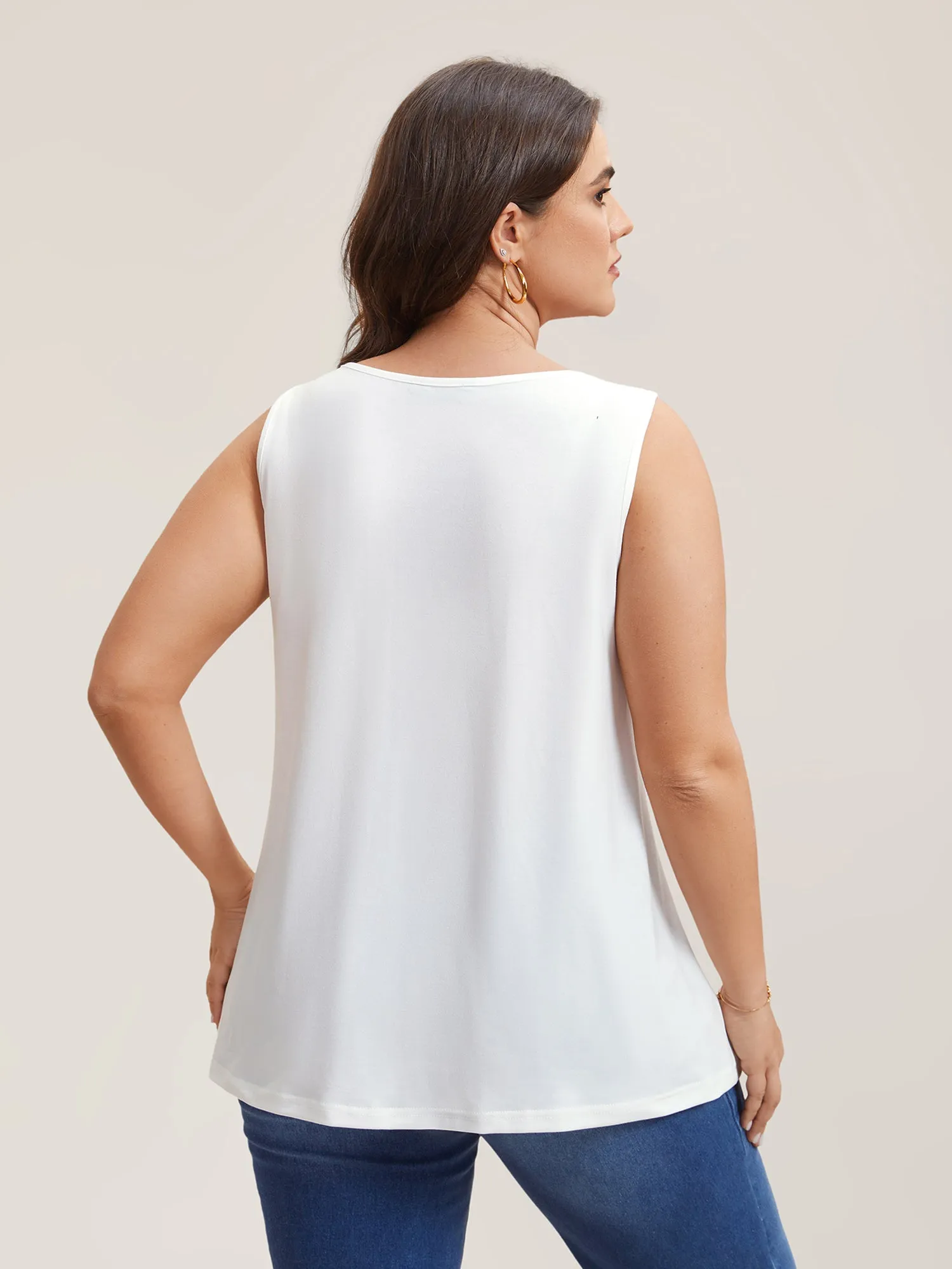 Multi-Color Feather Print Stretchy Vest sold by Bloomchic product image thumbnail 3