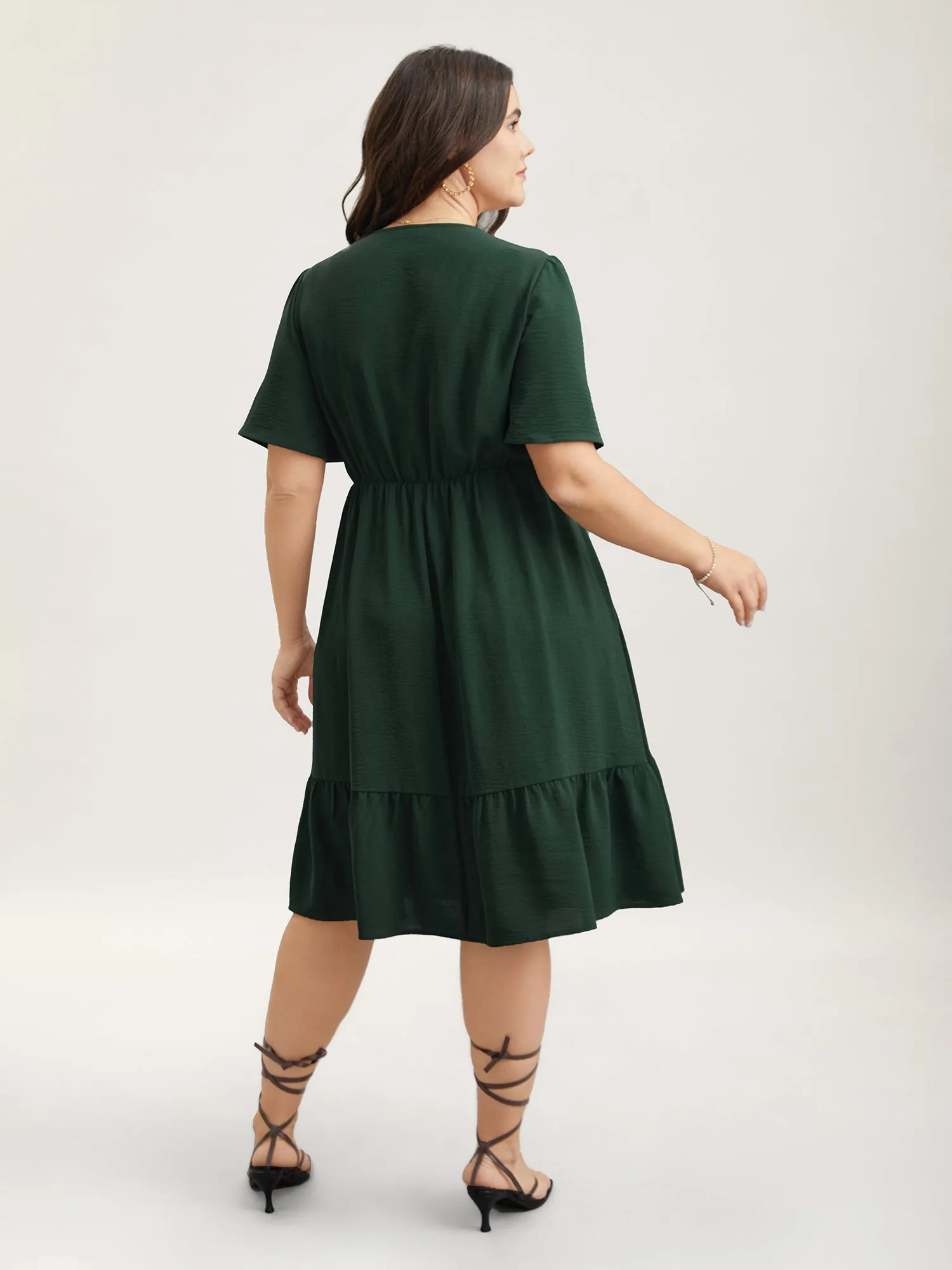 Bib-Front V-Neck Pockets Tiered Midi Dress sold by Bloomchic product image thumbnail 5