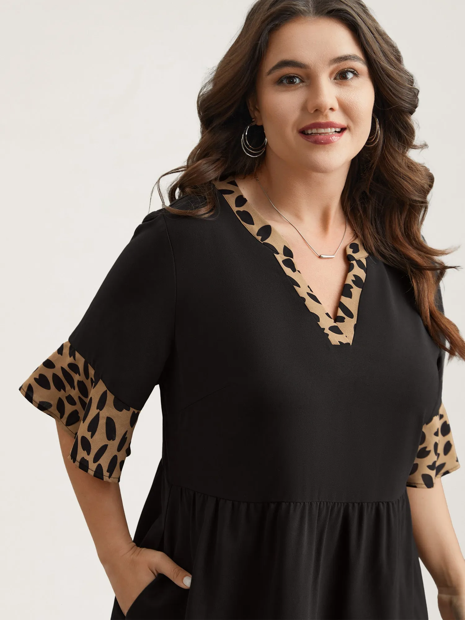 Leopard Print Spliced Tiered Midi Dress sold by Bloomchic product image thumbnail 4