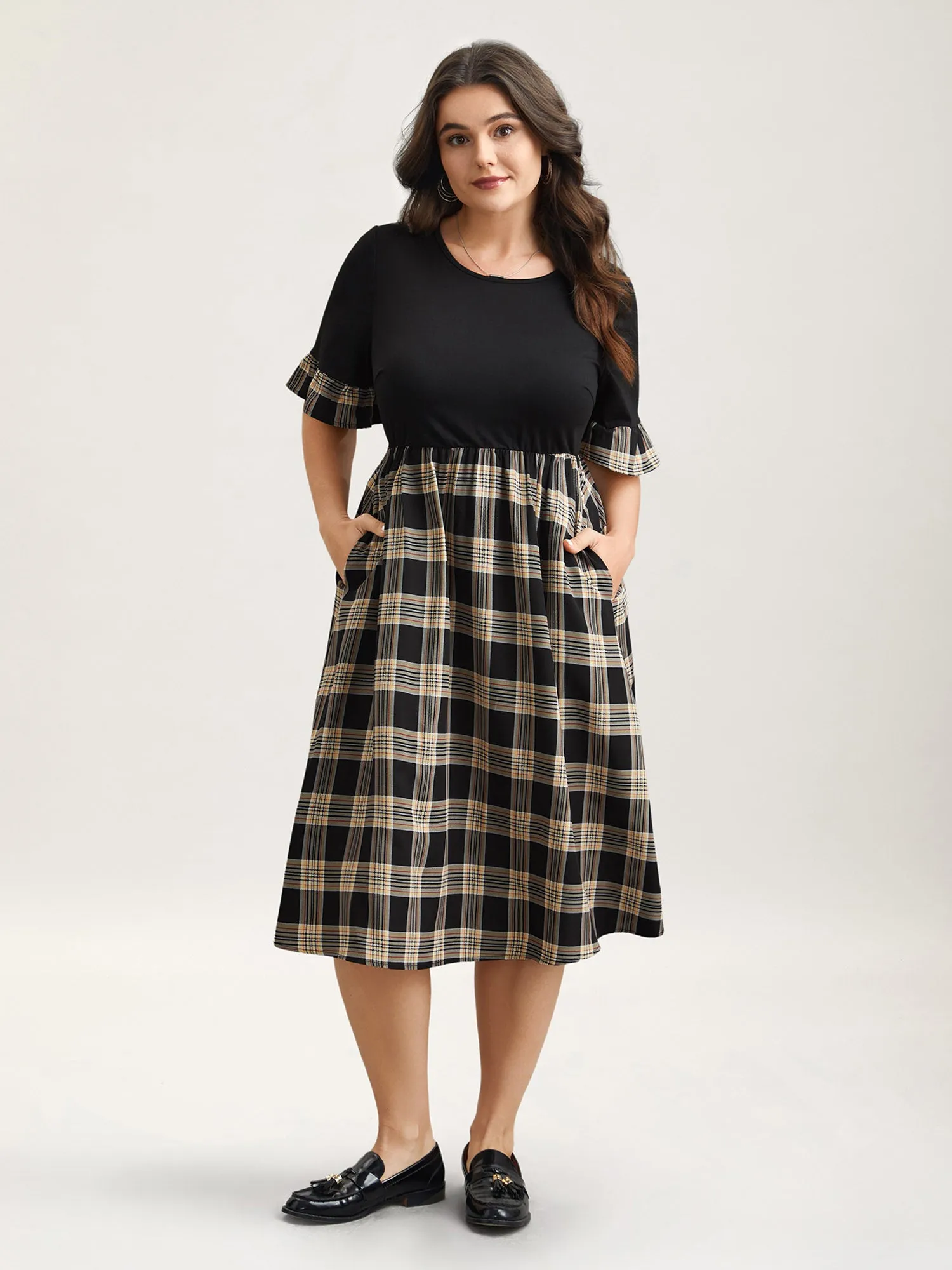Plaid Color Block Flared Sleeve Midi Dress sold by Bloomchic product image thumbnail 4