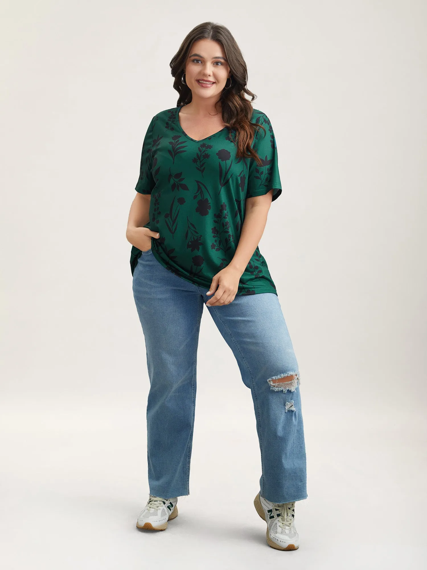 Stretchy Floral Print V-Neck T-Shirt sold by Bloomchic product image thumbnail 5