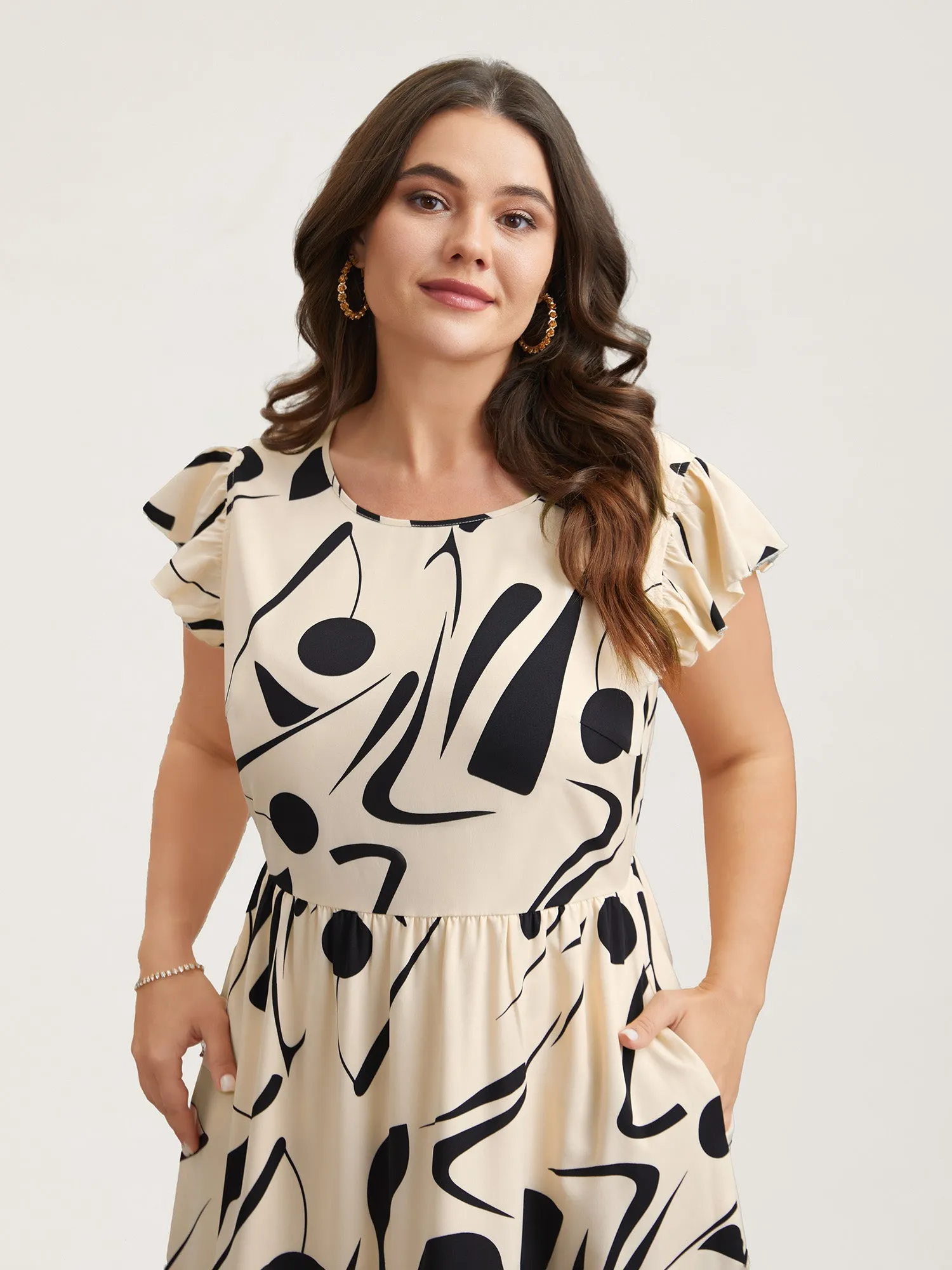 Geometric Print Flutter Sleeve Tiered Midi Dress sold by Bloomchic product image thumbnail 3