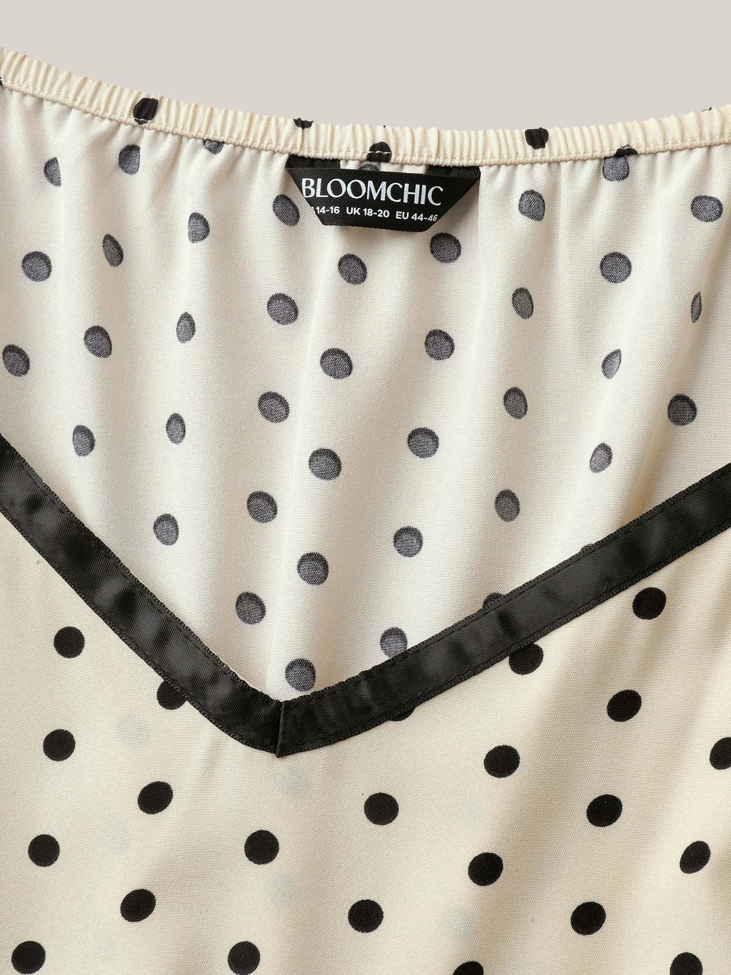 Dot Print Sweetheart Neck Tiered Maxi Dress sold by Bloomchic product image thumbnail 5