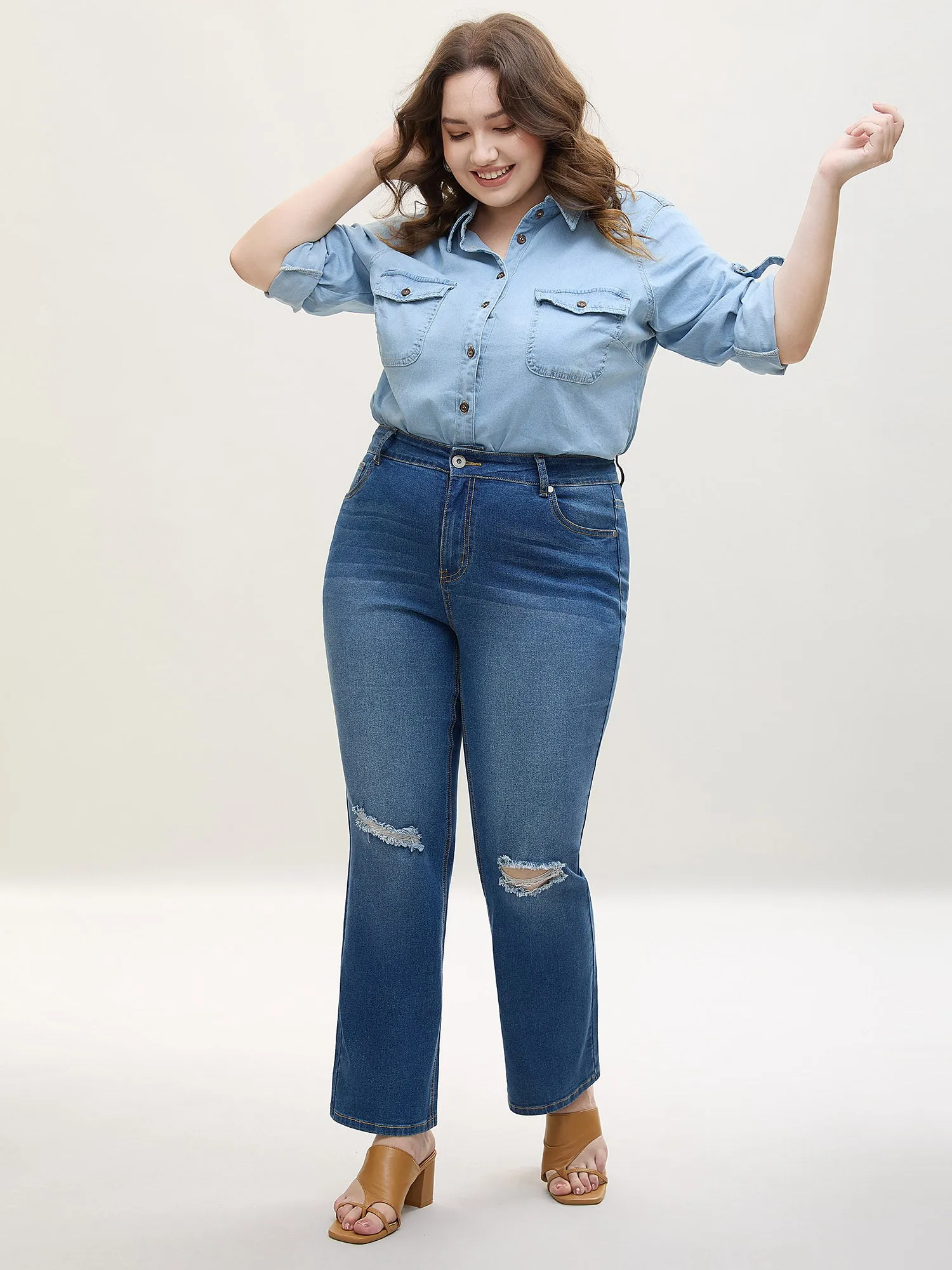 Ripped Mid-Rise Straight-Leg Jeans sold by Bloomchic product image thumbnail 2