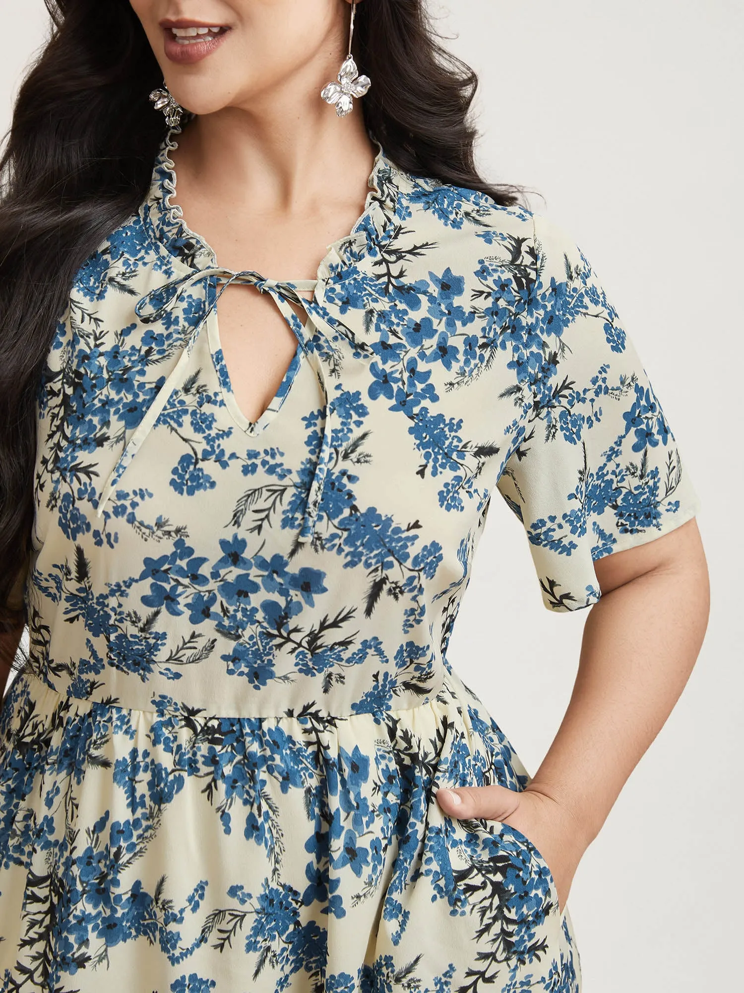 In Full Bloom Notched Collar Pockets Midi Dress sold by Bloomchic product image thumbnail 2