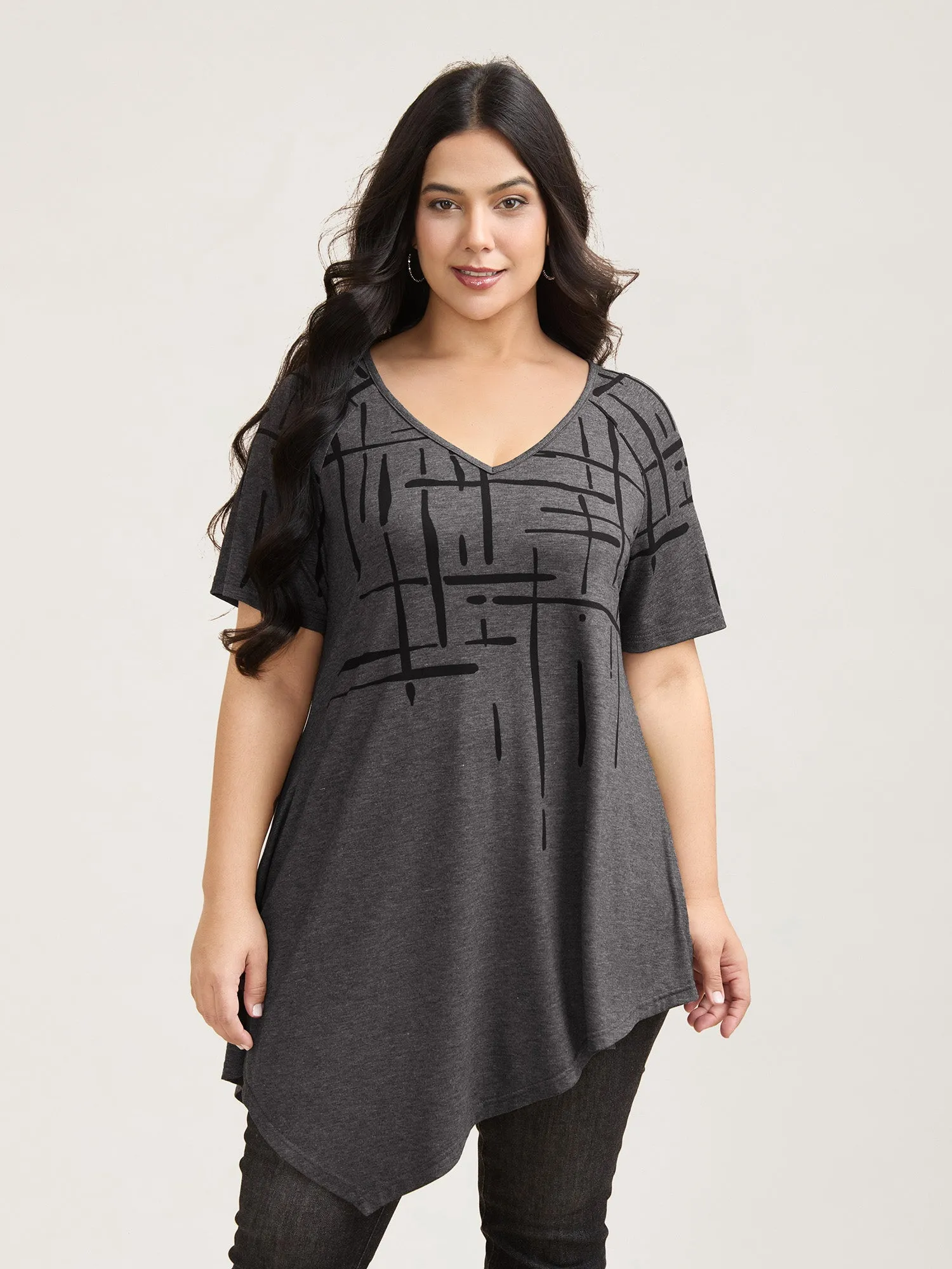 Geometric Print V-Neck Hi-Low Hem T-Shirt sold by Bloomchic