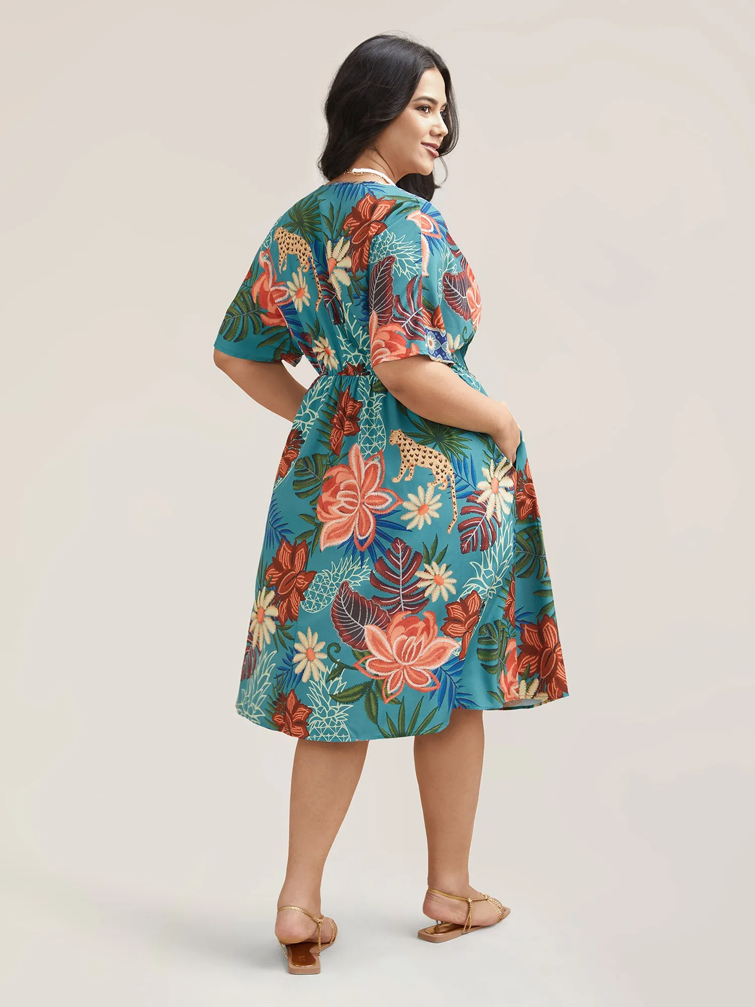 Floral Print Surplice Neck Pockets Midi Dress sold by Bloomchic product image thumbnail 5