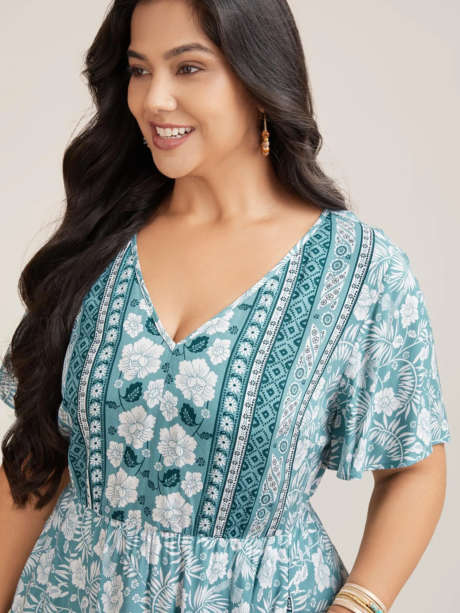 Floral Print Stretchy Waist Pockets Midi Dress sold by Bloomchic product image thumbnail 2