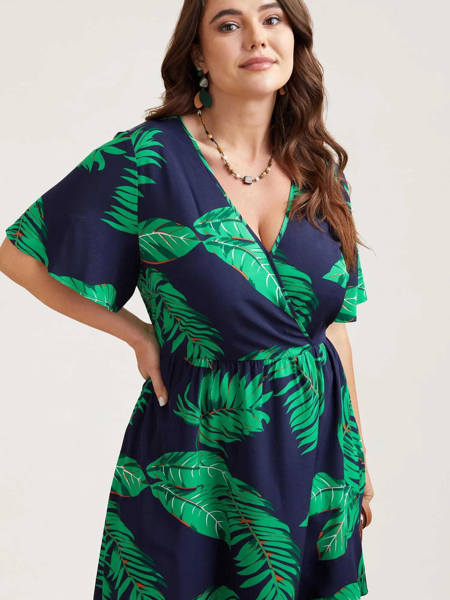 Tropical Leaf Print Surplice Neck Midi Dress sold by Bloomchic product image thumbnail 3