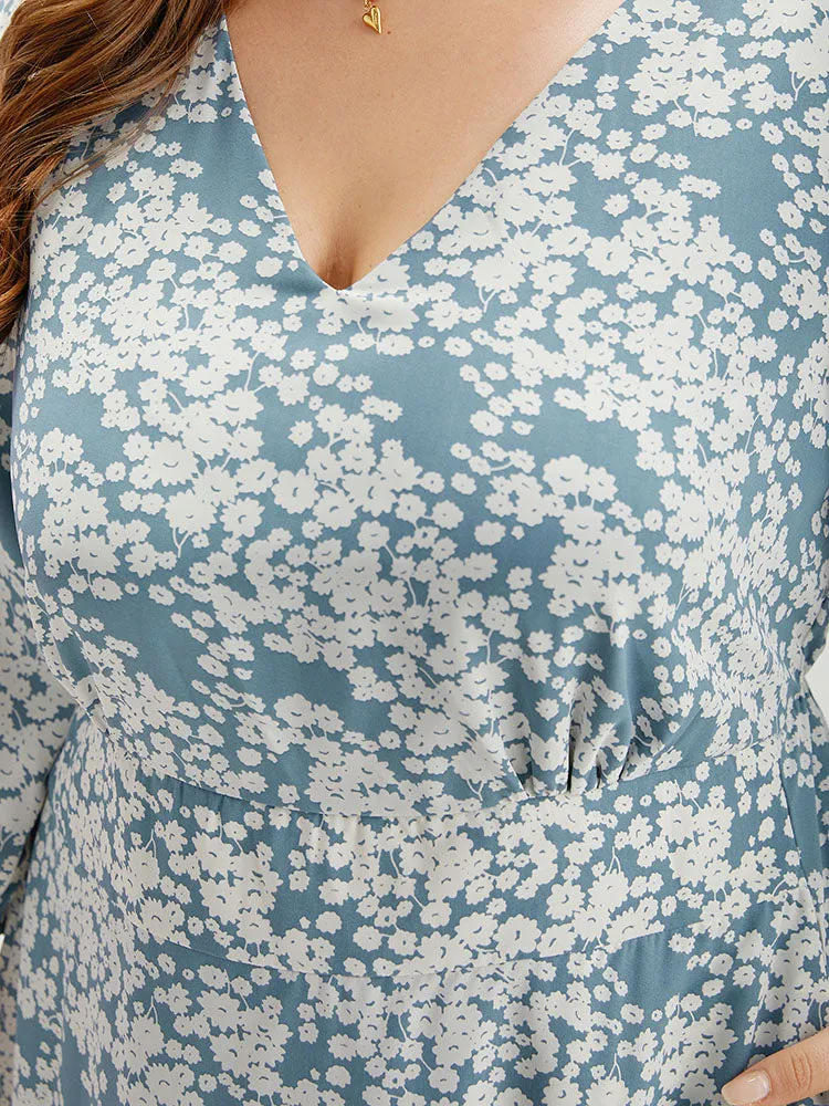 Ditsy Floral Pleated Detail Lantern Sleeve Dress sold by Bloomchic product image thumbnail 5