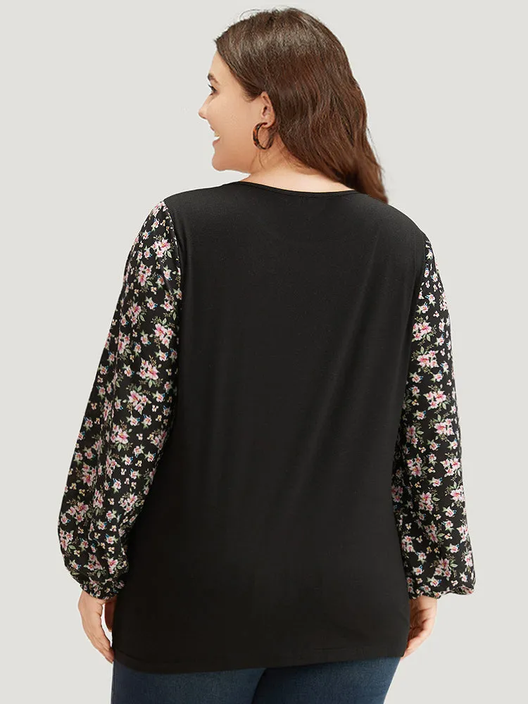 Crew Neck Patchwork Ditsy Floral T-shirt sold by Bloomchic product image thumbnail 2