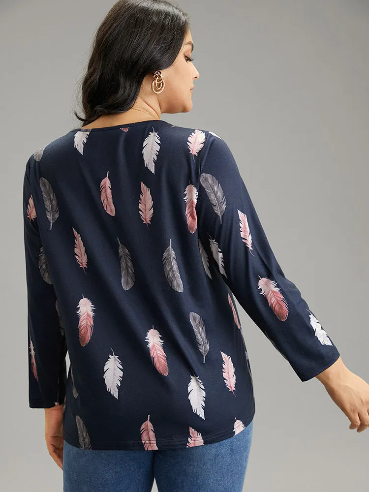 Crew Neck Feather Print T-shirt sold by Bloomchic product image thumbnail 2