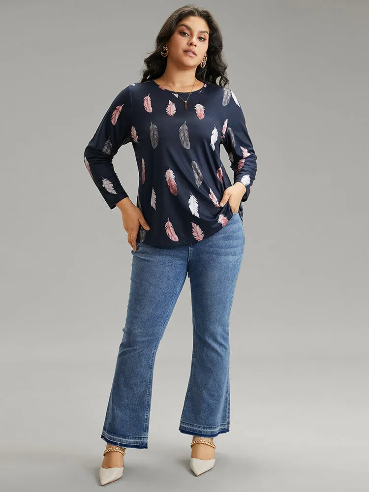 Crew Neck Feather Print T-shirt sold by Bloomchic product image thumbnail 4