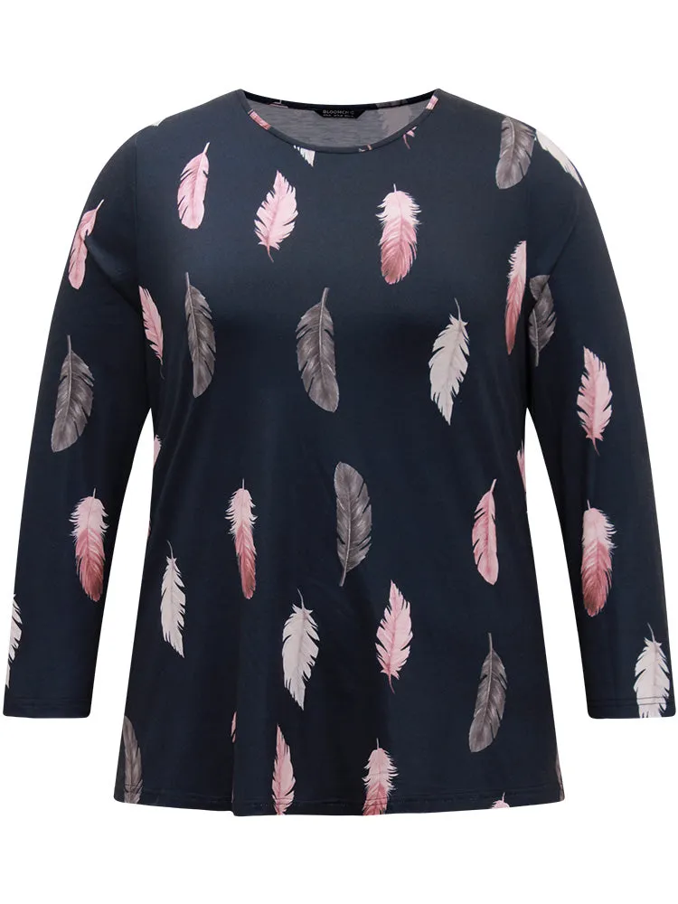 Crew Neck Feather Print T-shirt sold by Bloomchic product image thumbnail 5