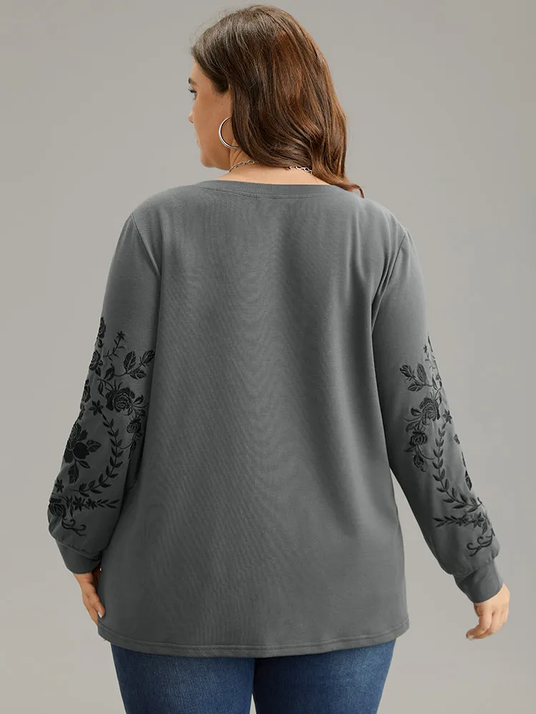 Plants Embroidered Elastic Cuffs Crew Neck Sweatshirt sold by Bloomchic product image thumbnail 2