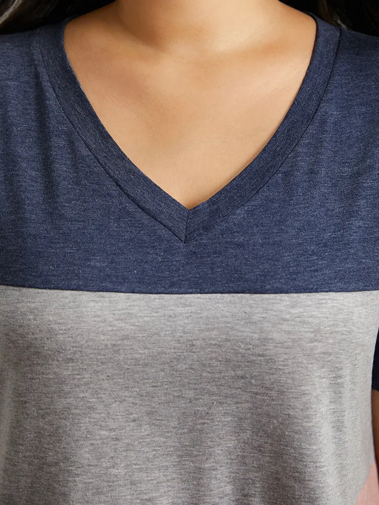 Colorblock Contrast V Neck T-shirt sold by Bloomchic product image thumbnail 5