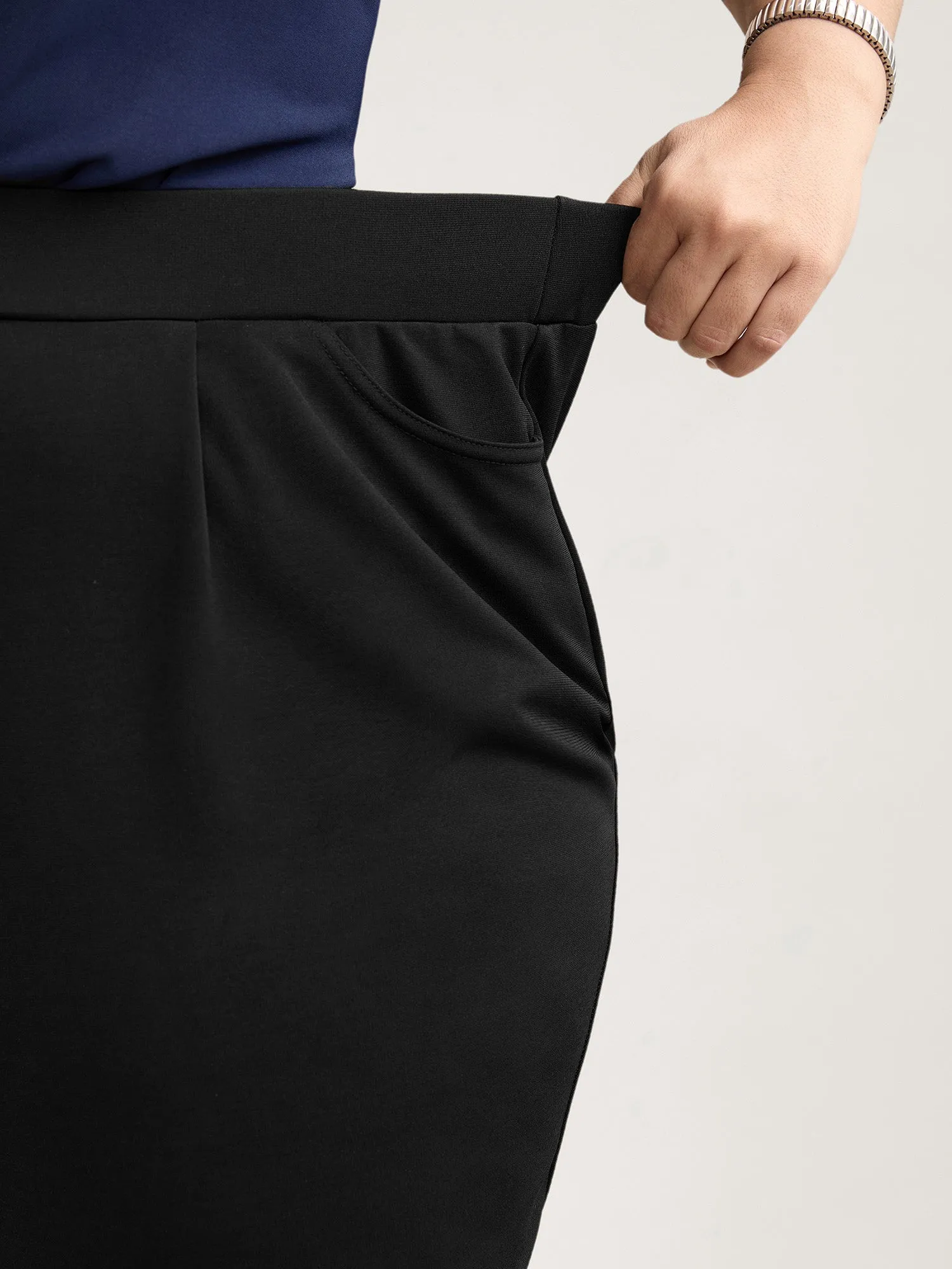 Pleated Stretchy Waist Skinny-Fit Pants sold by Bloomchic product image thumbnail 3