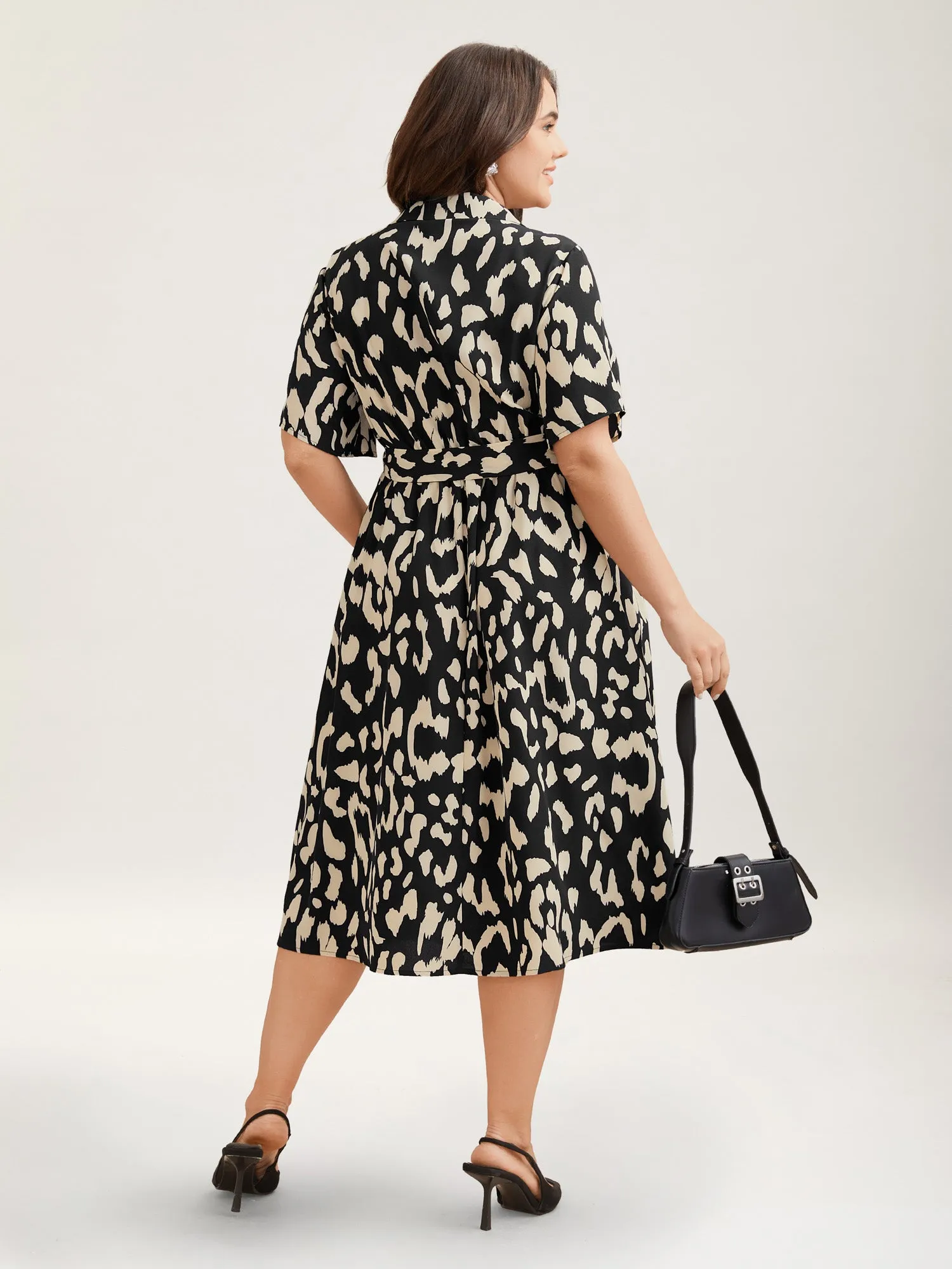 Waist-Tie Pockets Shirt Collar Midi Dress sold by Bloomchic product image thumbnail 4