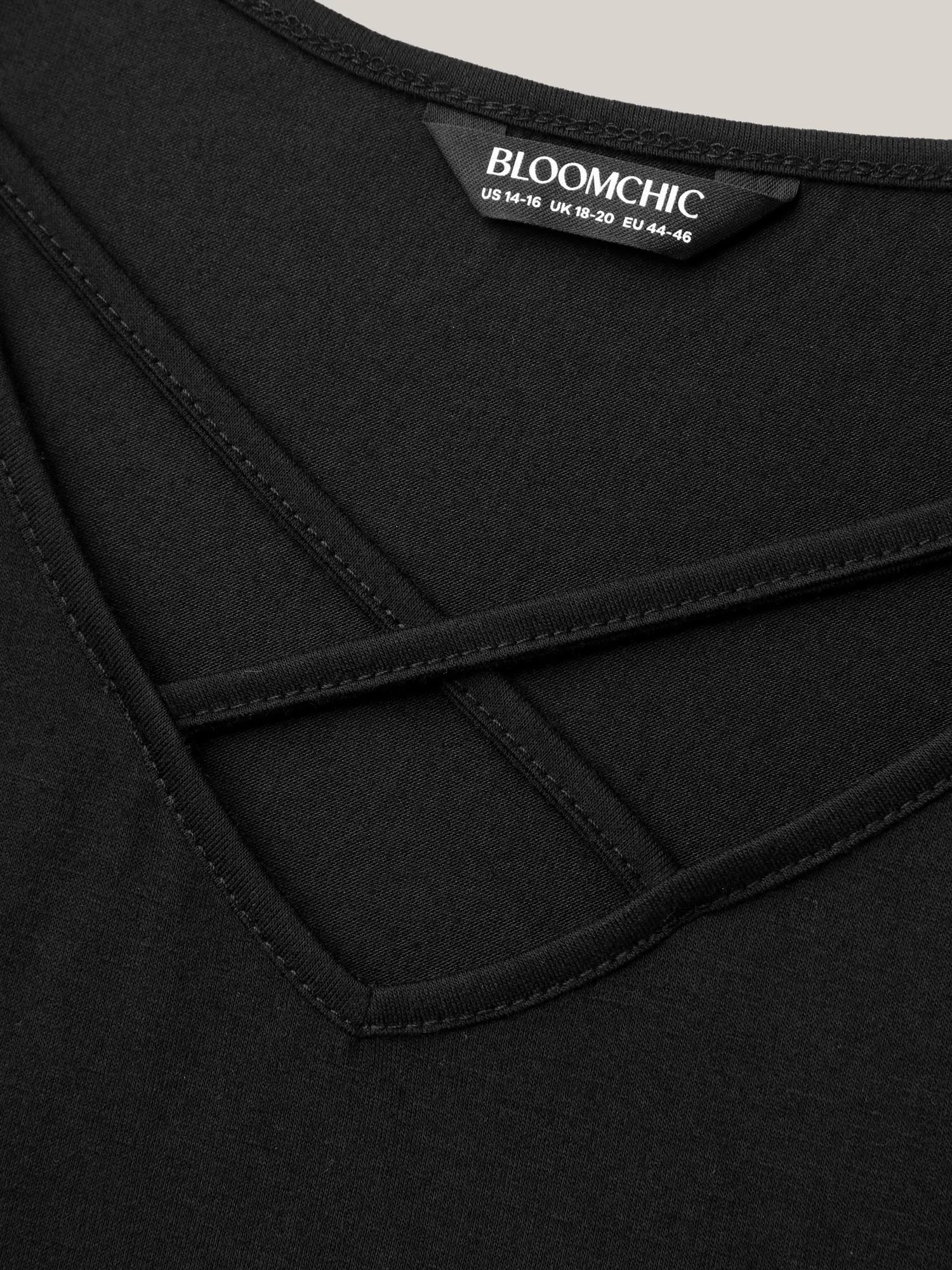 Color Contrast Neck Cut-Out T-Blouse sold by Bloomchic product image thumbnail 5