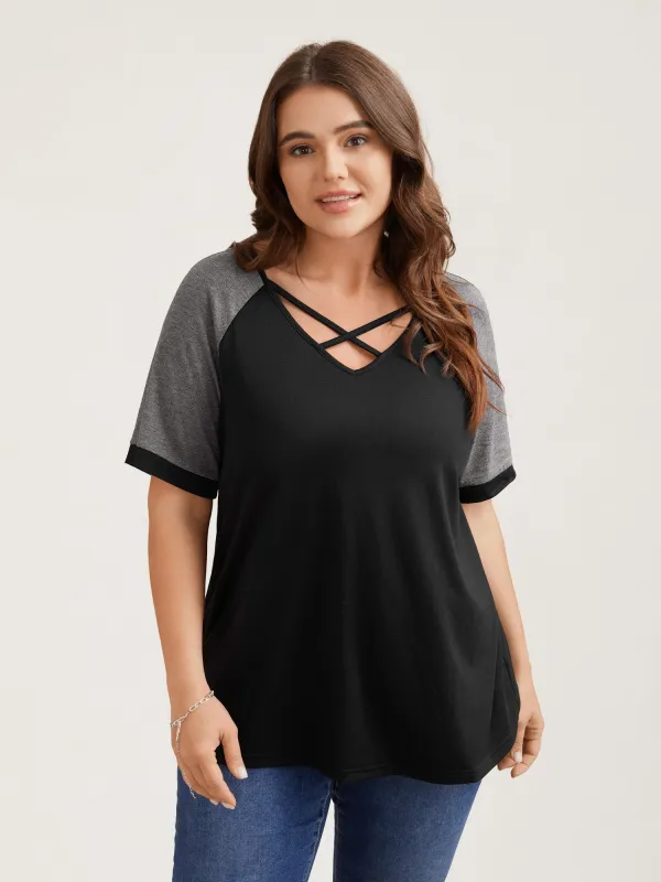 Color Contrast Neck Cut-Out T-Blouse sold by Bloomchic
