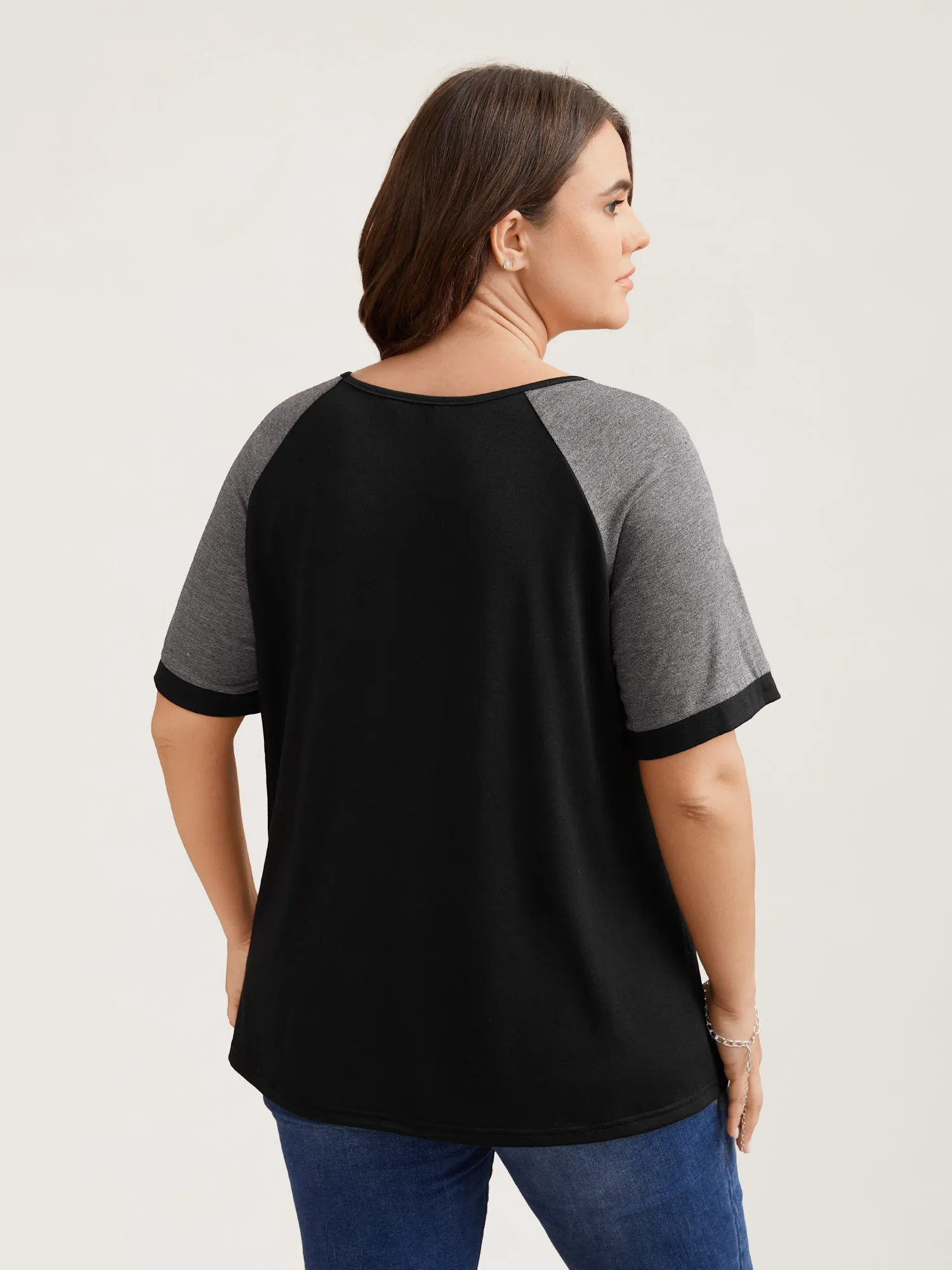 Color Contrast Neck Cut-Out T-Blouse sold by Bloomchic product image thumbnail 4