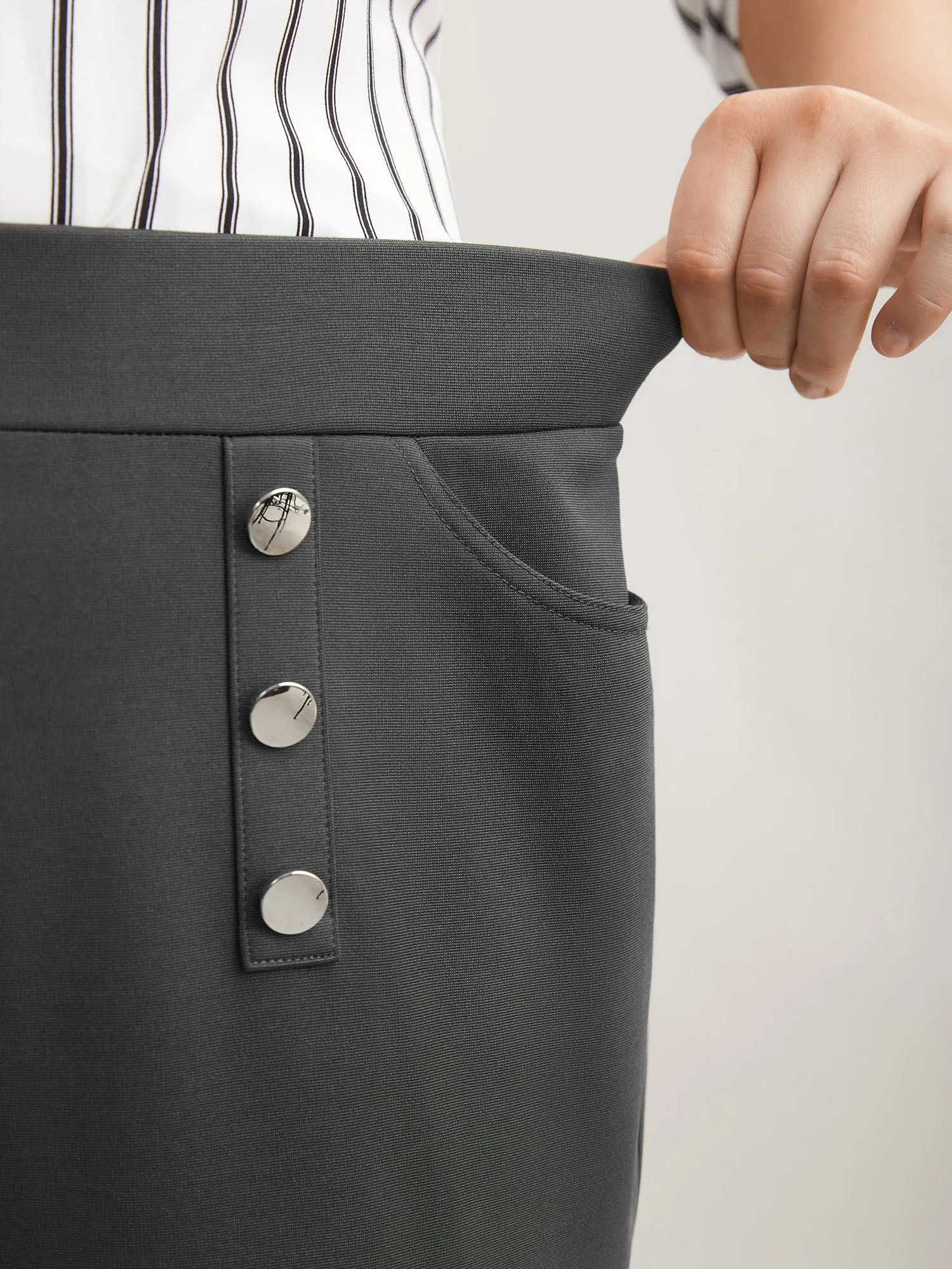 Button No-Waist Gap Pull On Pants sold by Bloomchic product image thumbnail 3