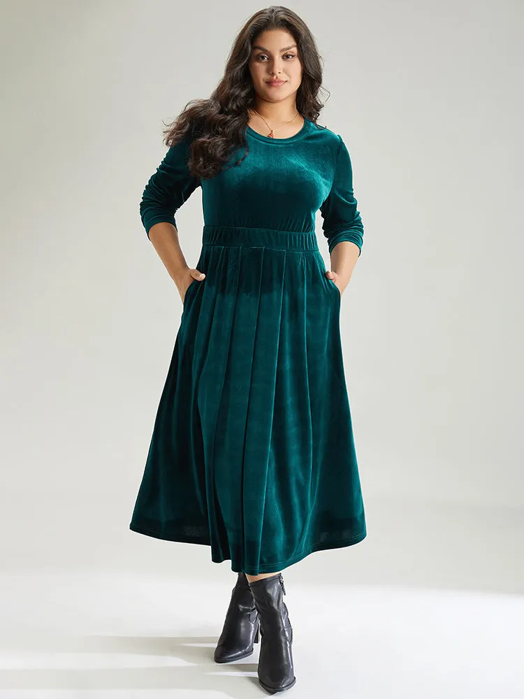 Velvet Plain Pocket Pleated Hem Dress sold by Bloomchic product image thumbnail 3