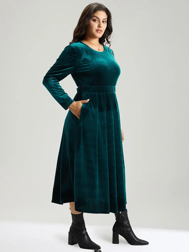 Velvet Plain Pocket Pleated Hem Dress sold by Bloomchic product image thumbnail 4
