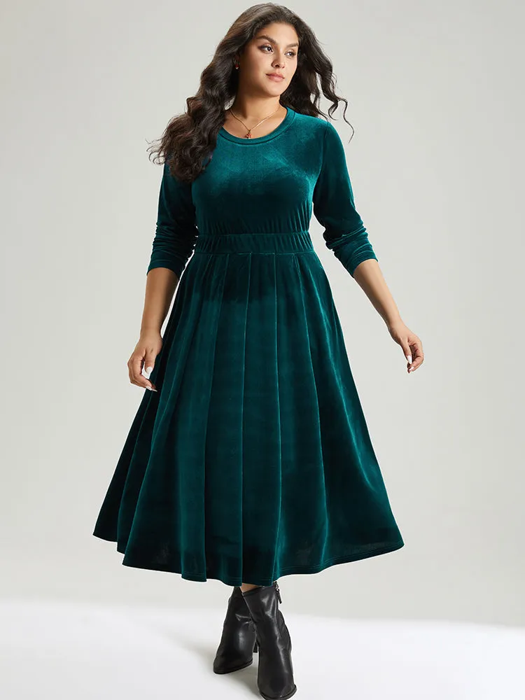 Velvet Plain Pocket Pleated Hem Dress sold by Bloomchic