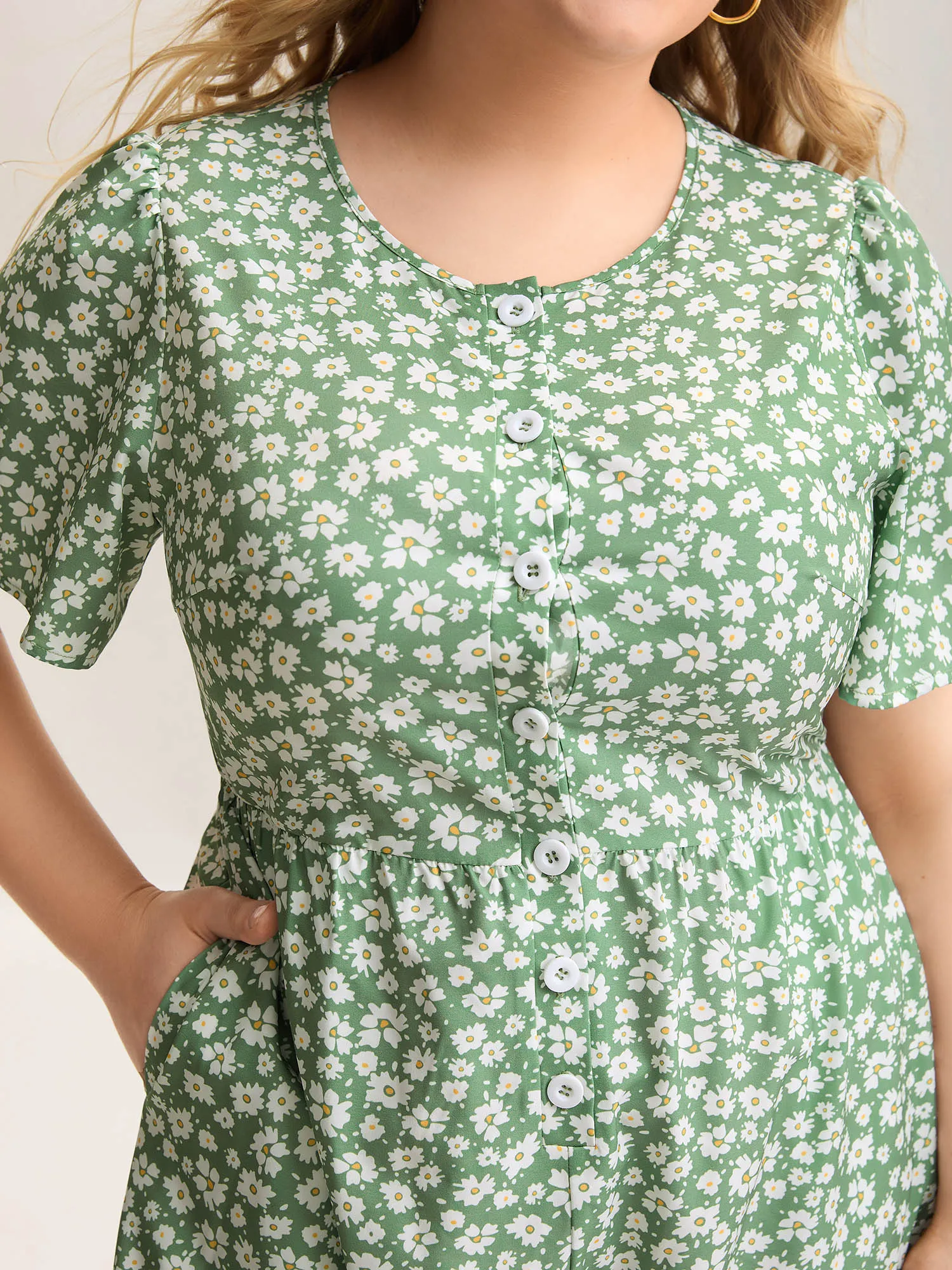 Floral Print Pockets Wide-Leg Jumpsuit sold by Bloomchic product image thumbnail 2